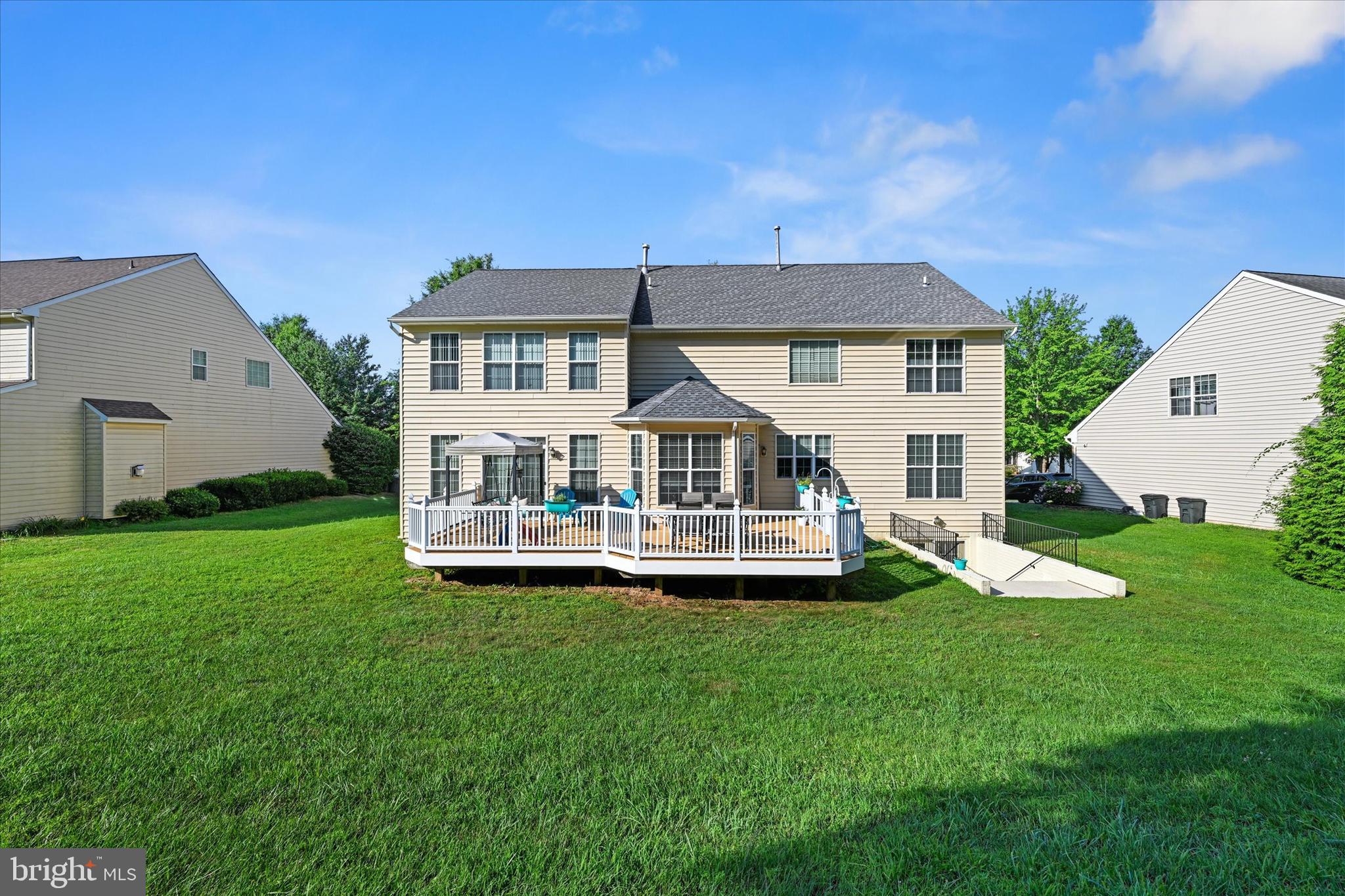 OAKS AT GARRISON FOREST - Residential