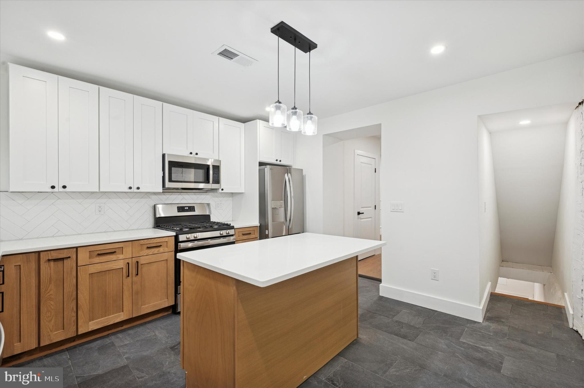 NEWBOLD - Residential Lease