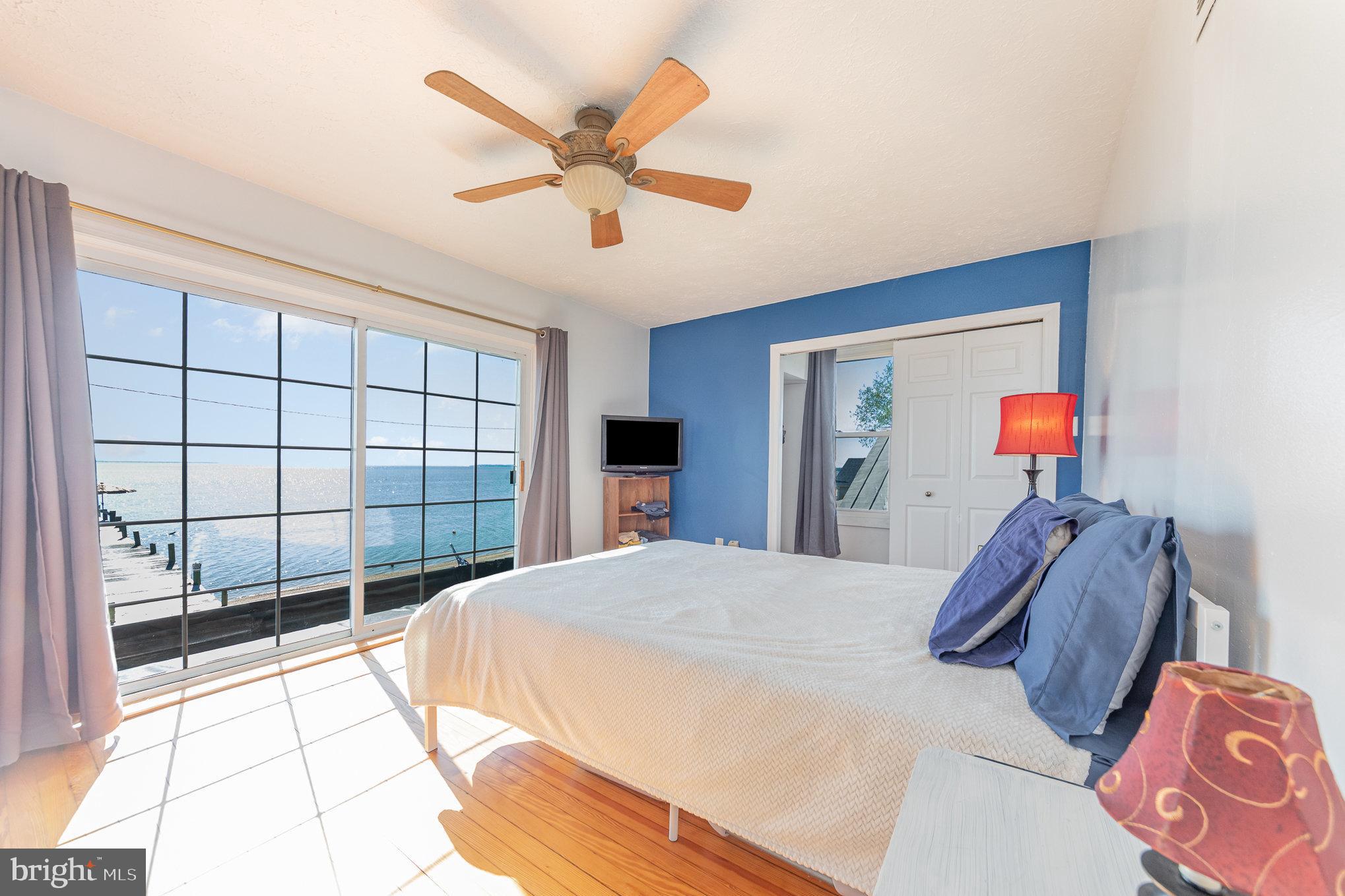 HOTEL RESERVATION - Residential