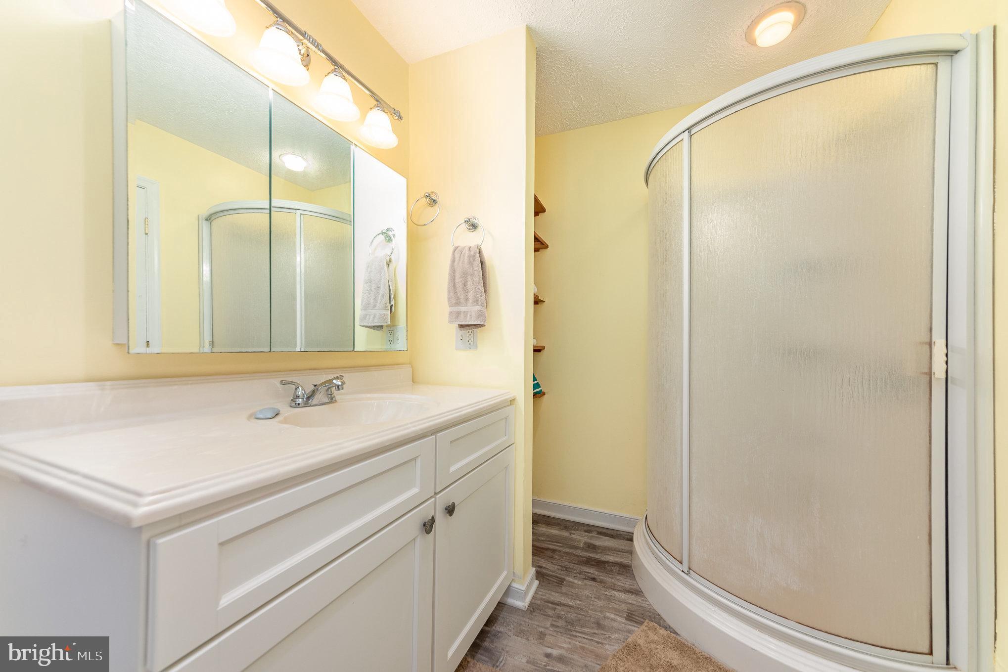 HOTEL RESERVATION - Residential