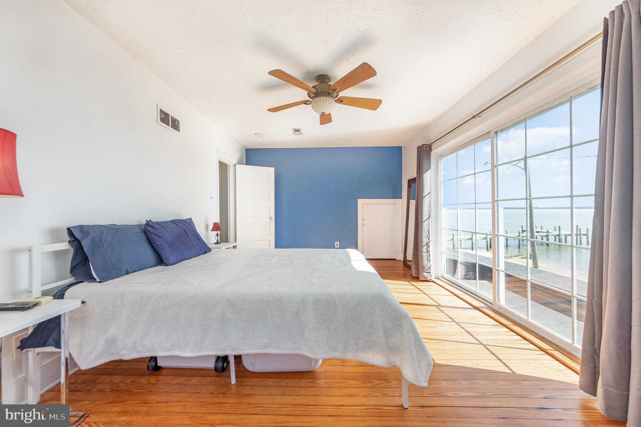 HOTEL RESERVATION - Residential