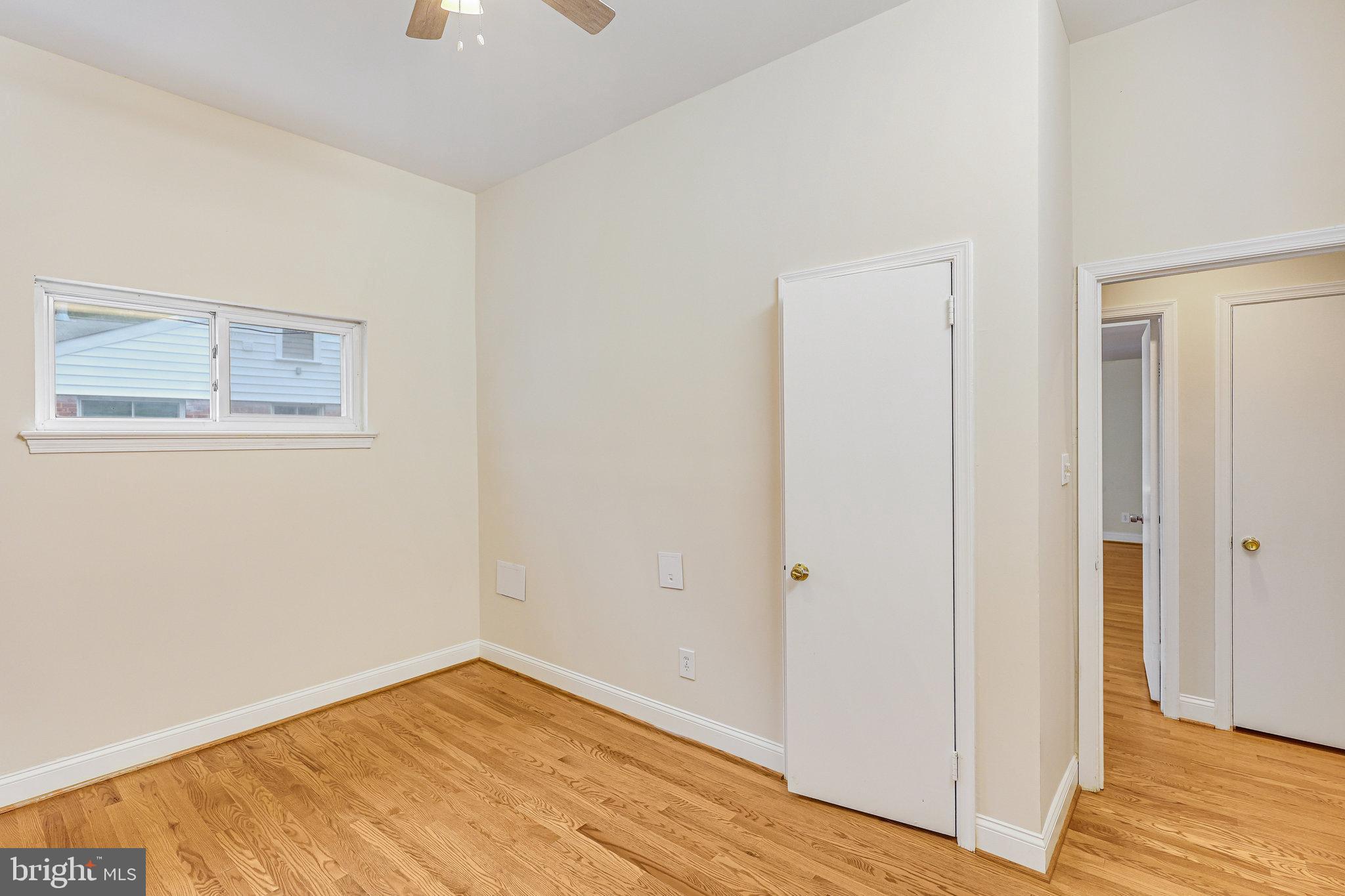 BROYHILL PARK - Residential Lease