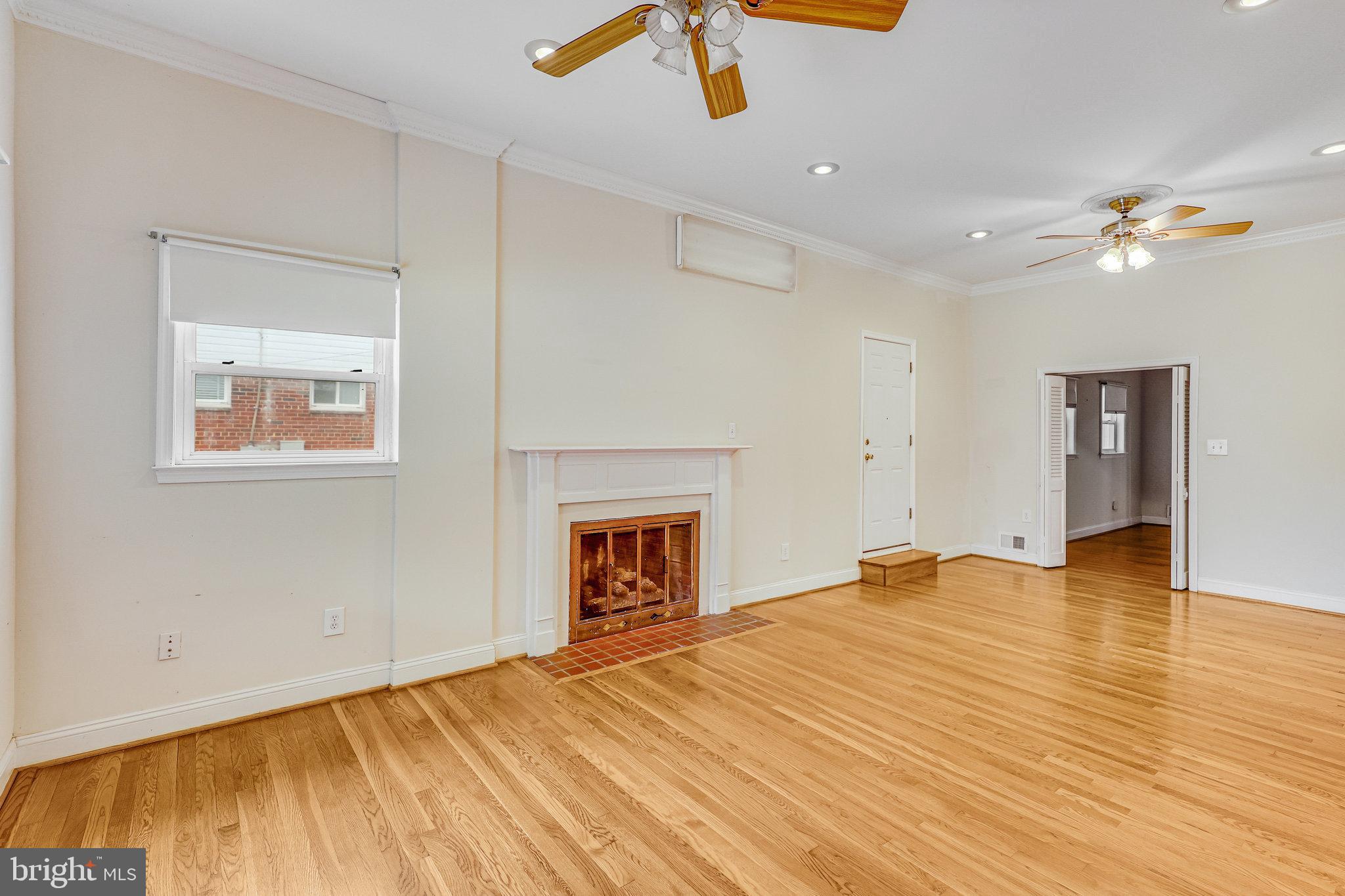 BROYHILL PARK - Residential Lease