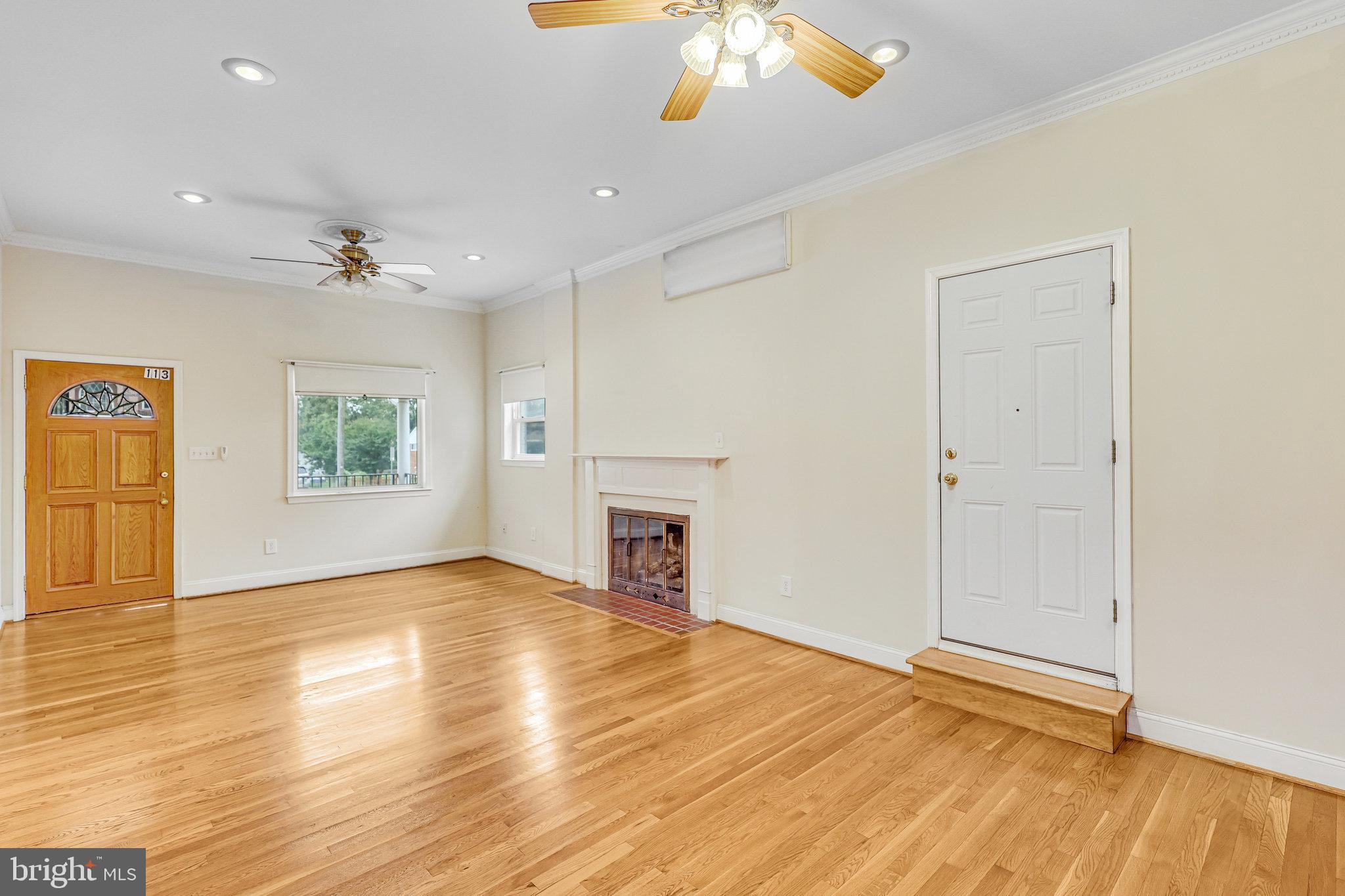 BROYHILL PARK - Residential Lease