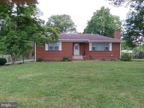 Homes For Sale - 5717 Chris Mar Avenue<br/> CLINTON, MD 20735