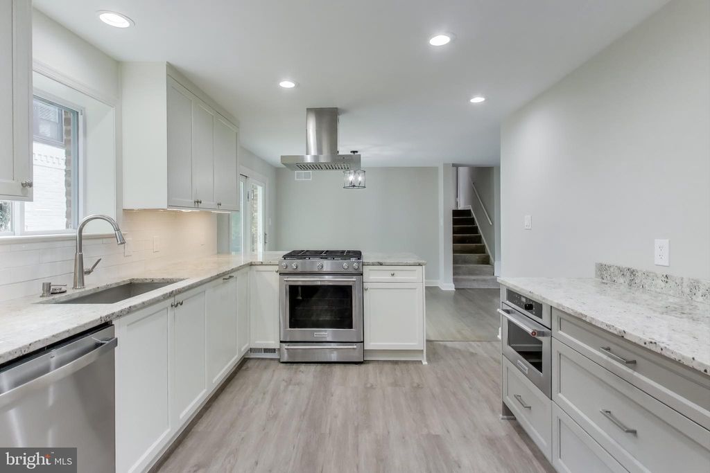 Photo of 4840 Alton Place NW, WASHINGTON, DC 20016 (MLS # DCDC2216908)
