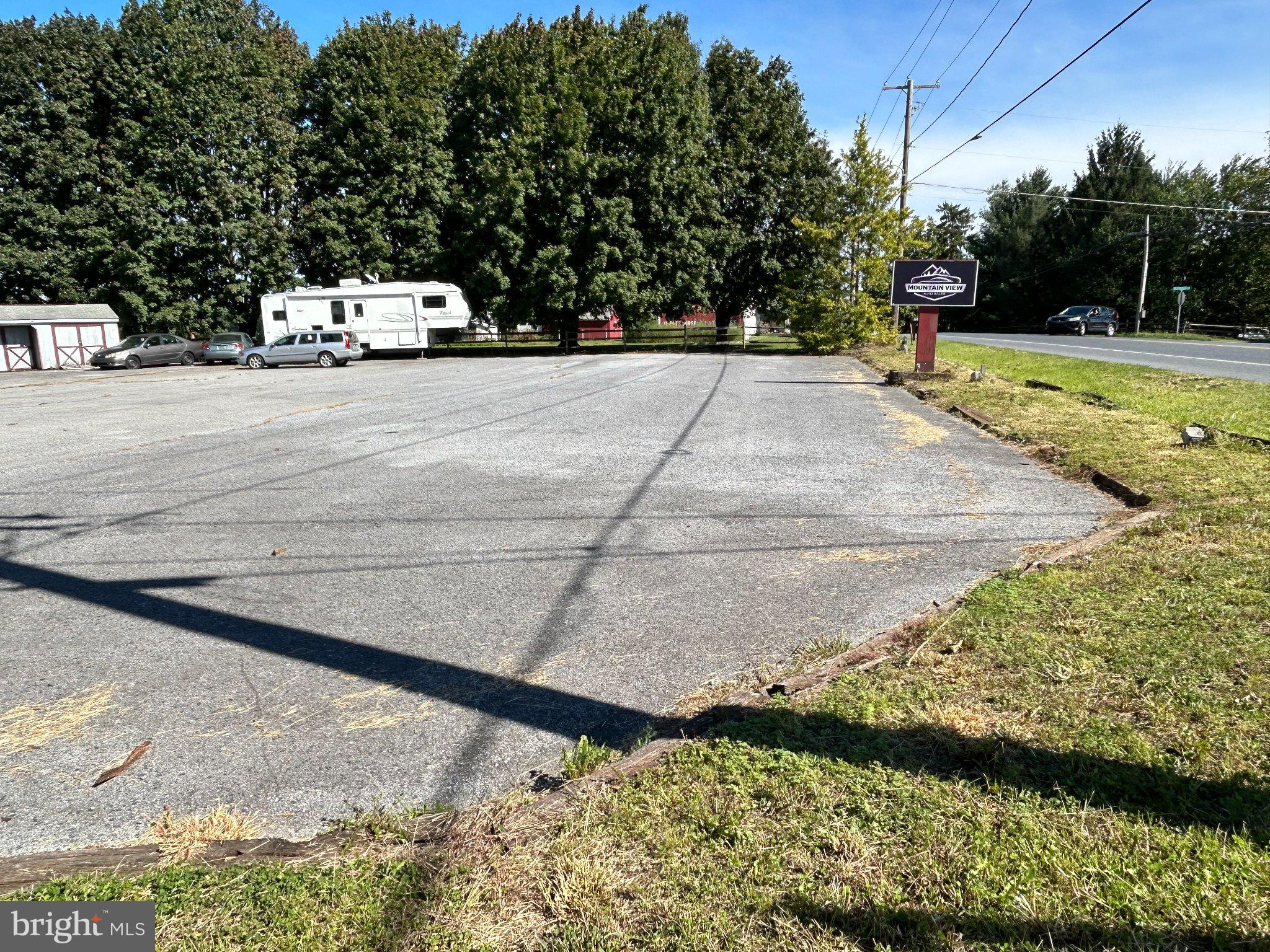 301 E 28TH DIVISION HIGHWAY