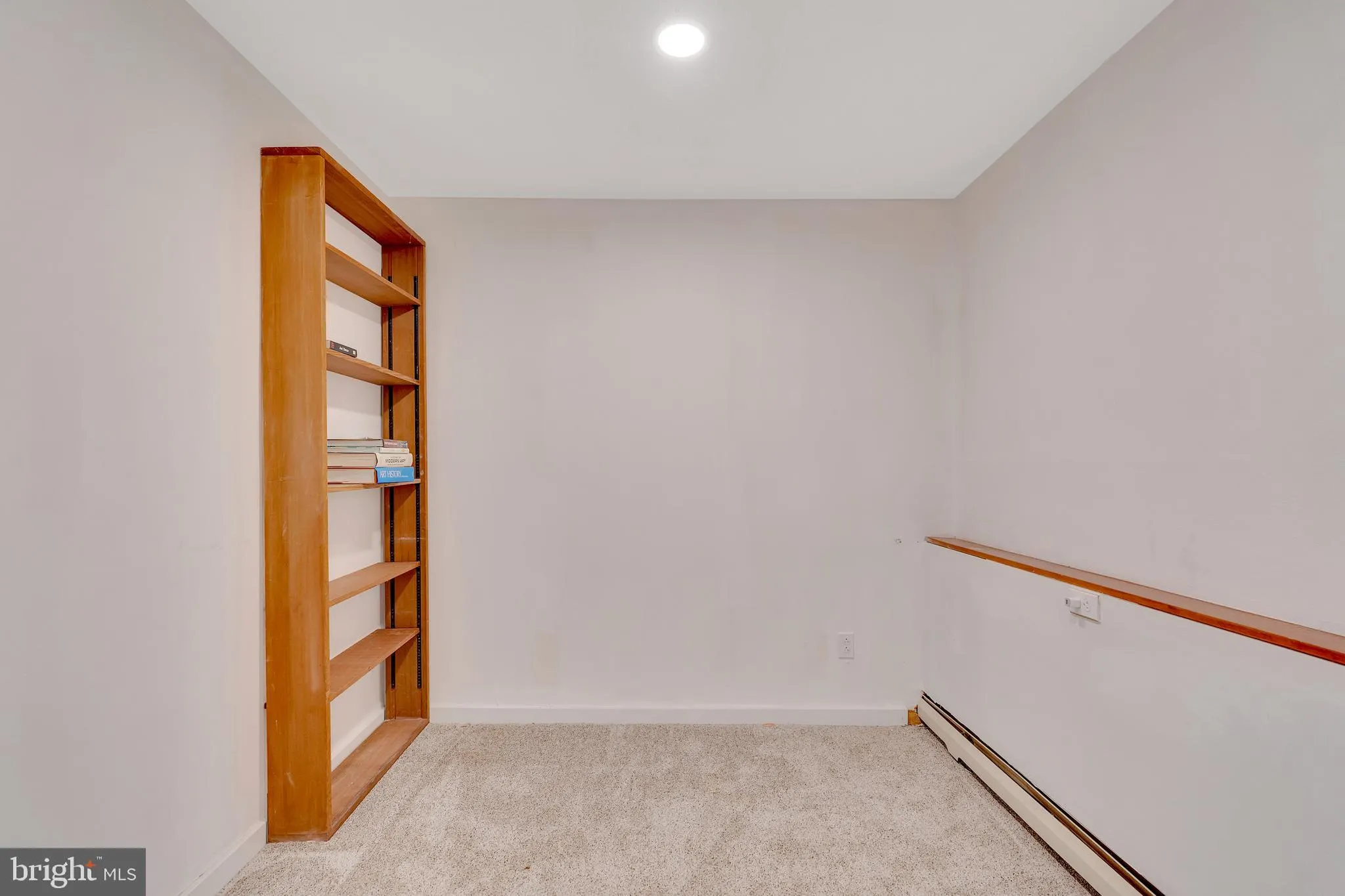 Norristown, Pennsylvania 19403, United States, 4 Bedrooms Bedrooms, ,4 BathroomsBathrooms,Residential,Pending,209095