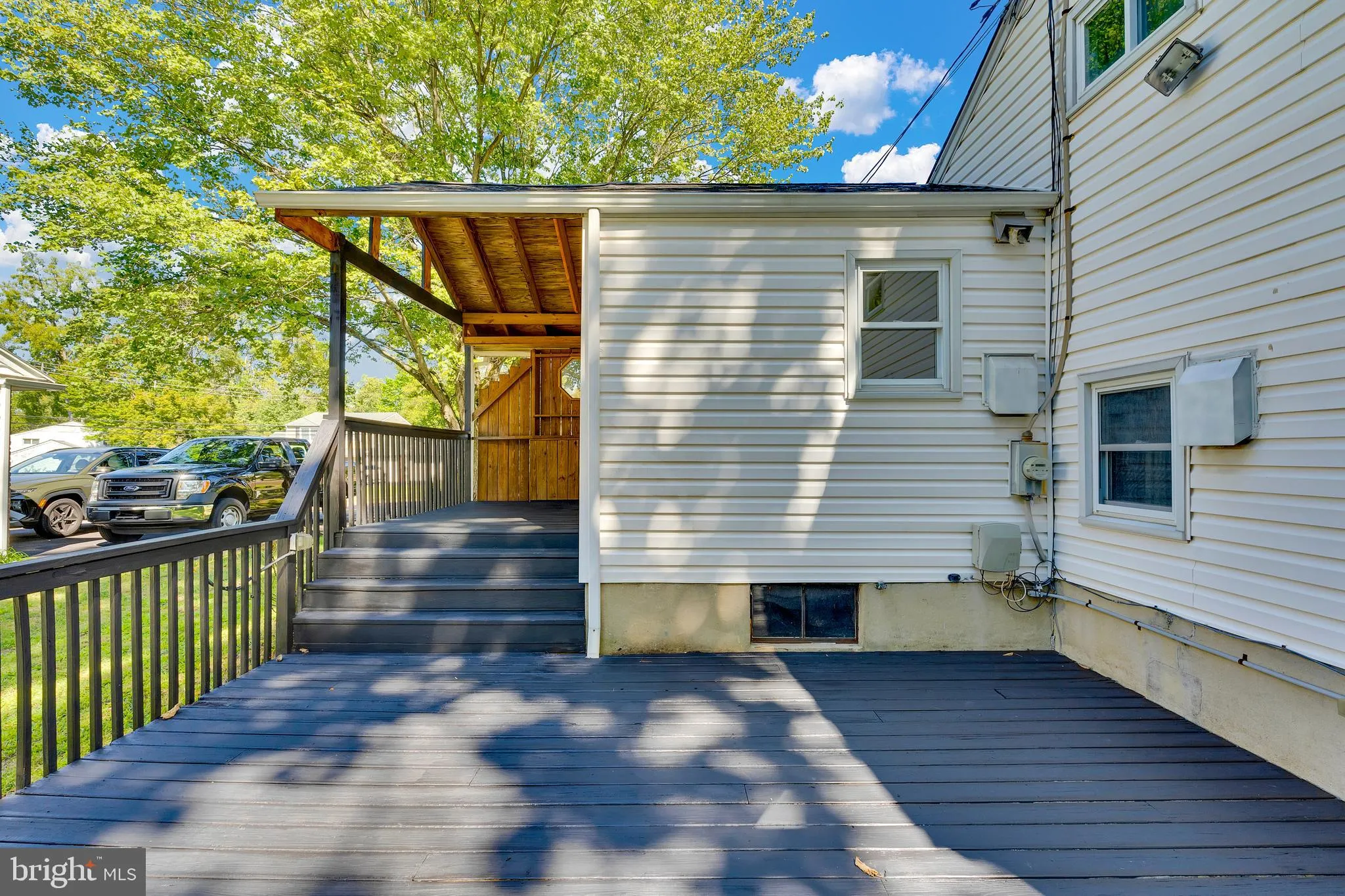 Norristown, Pennsylvania 19403, United States, 4 Bedrooms Bedrooms, ,4 BathroomsBathrooms,Residential,Pending,209095