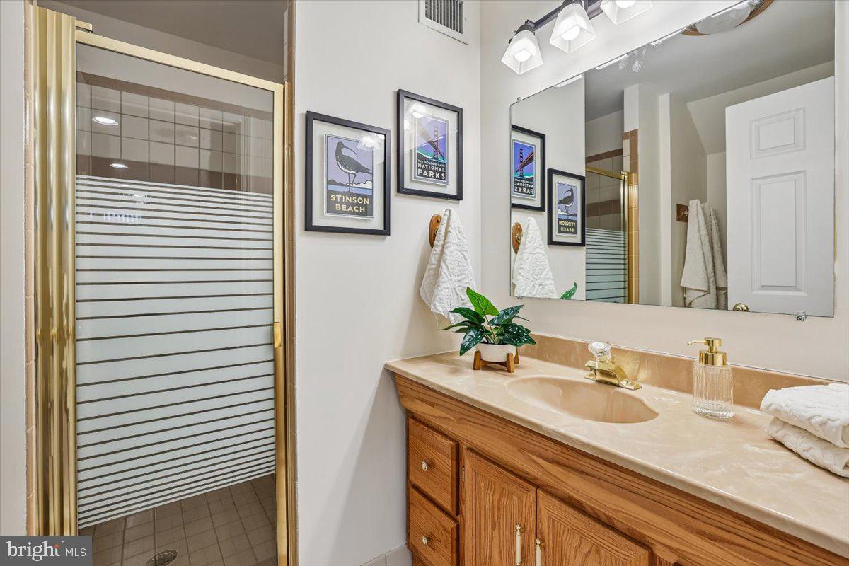 HAMDEN VALE - Residential