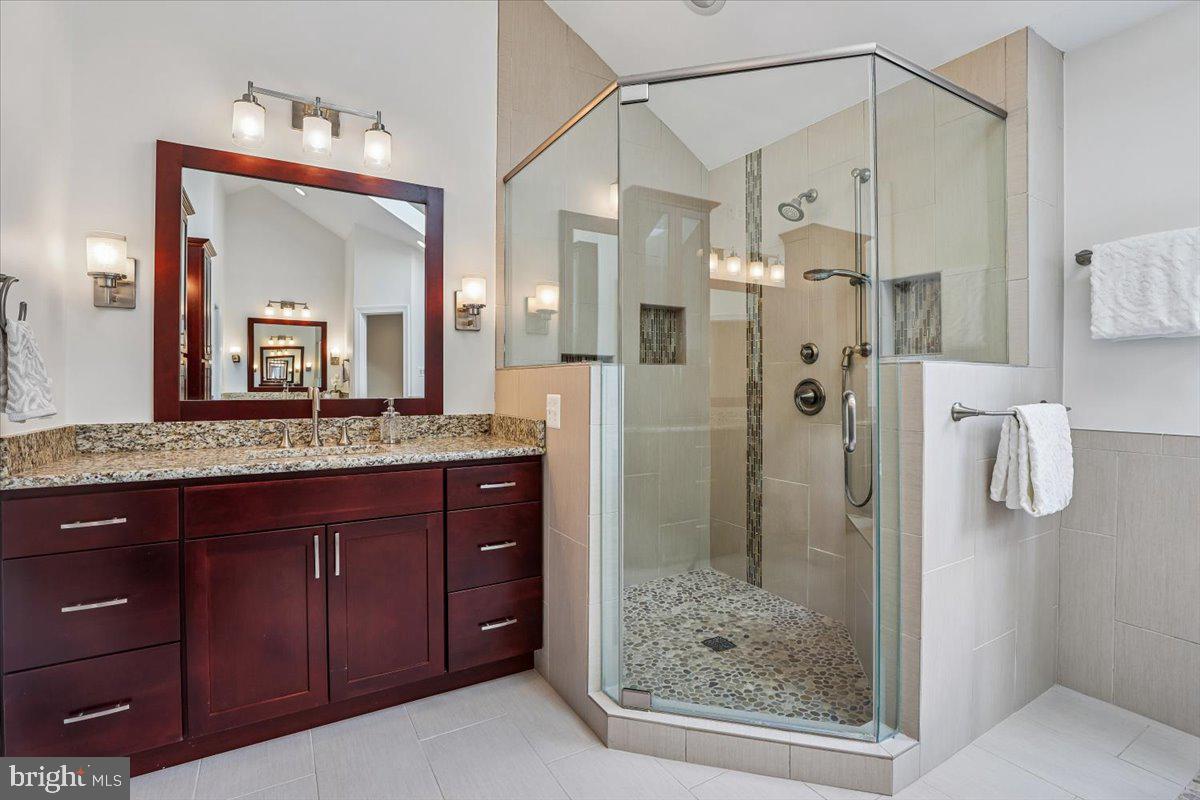 HAMDEN VALE - Residential