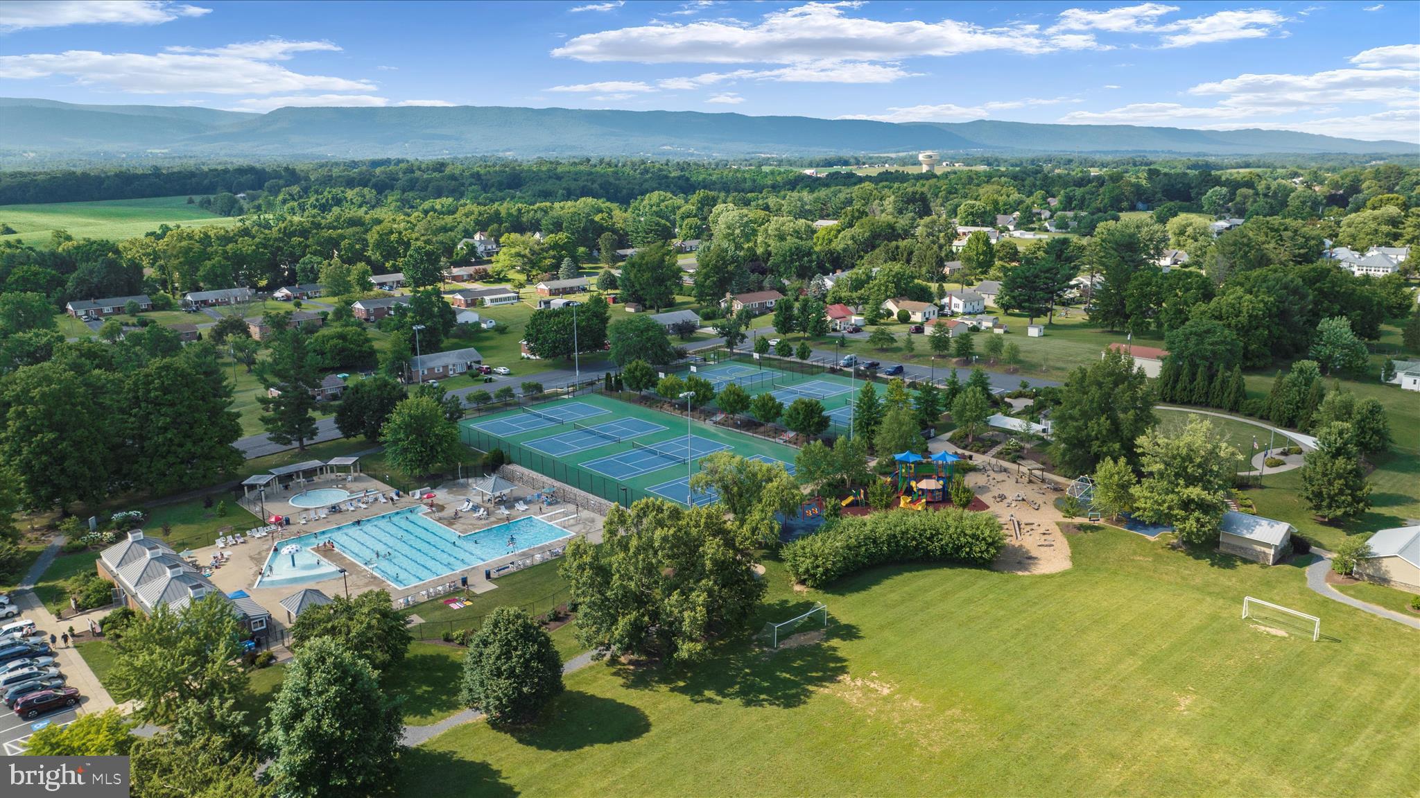 WOODSTOCK - Residential