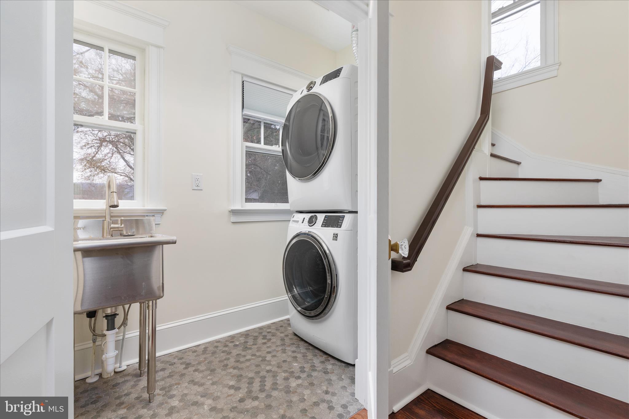 WOODSTOCK - Residential