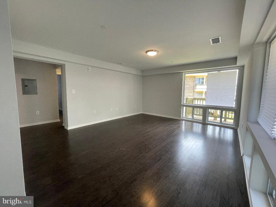 7258 DONNELL PLACE C1