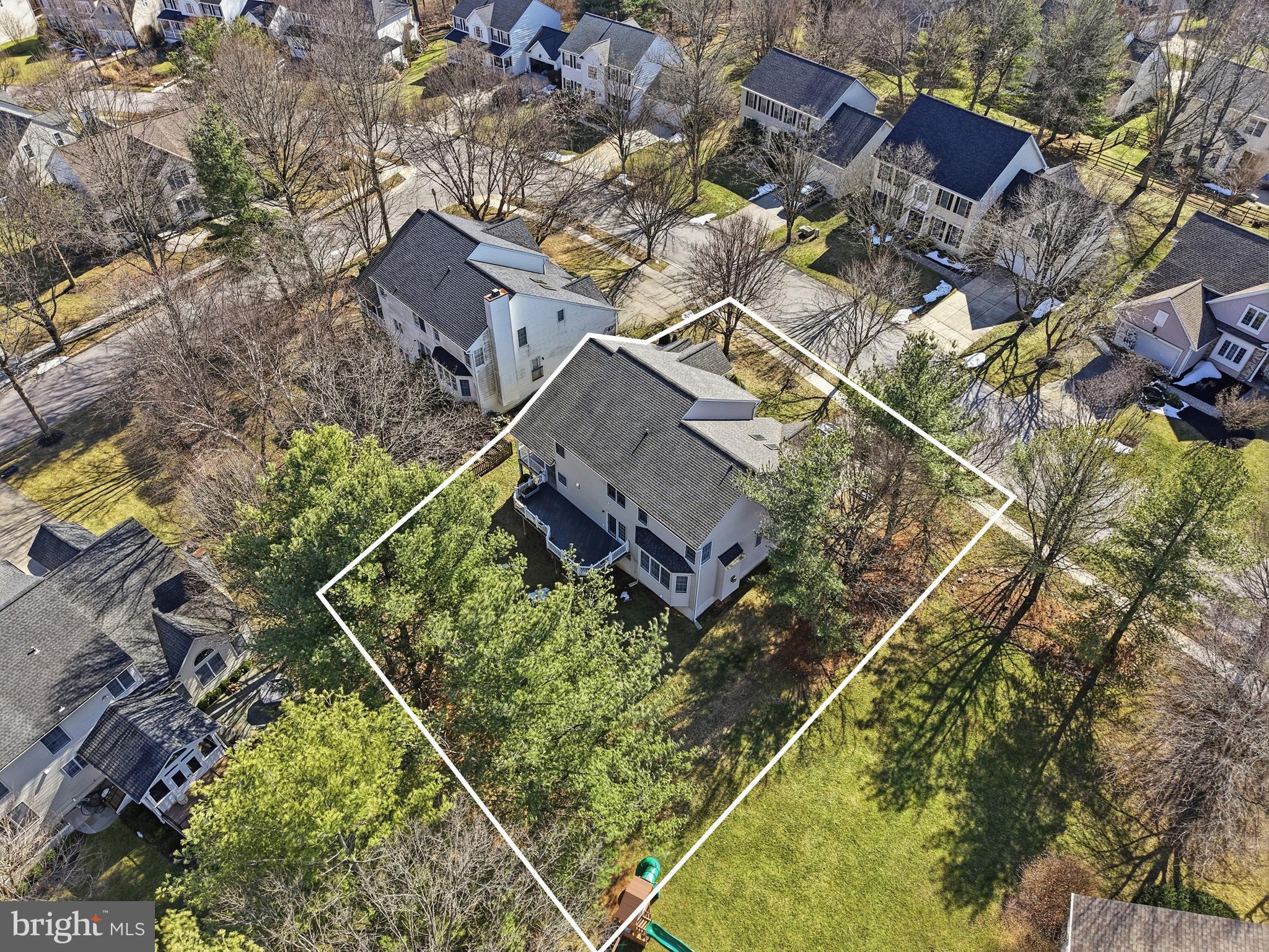 VILLAGE OF RIVER HILL - Residential