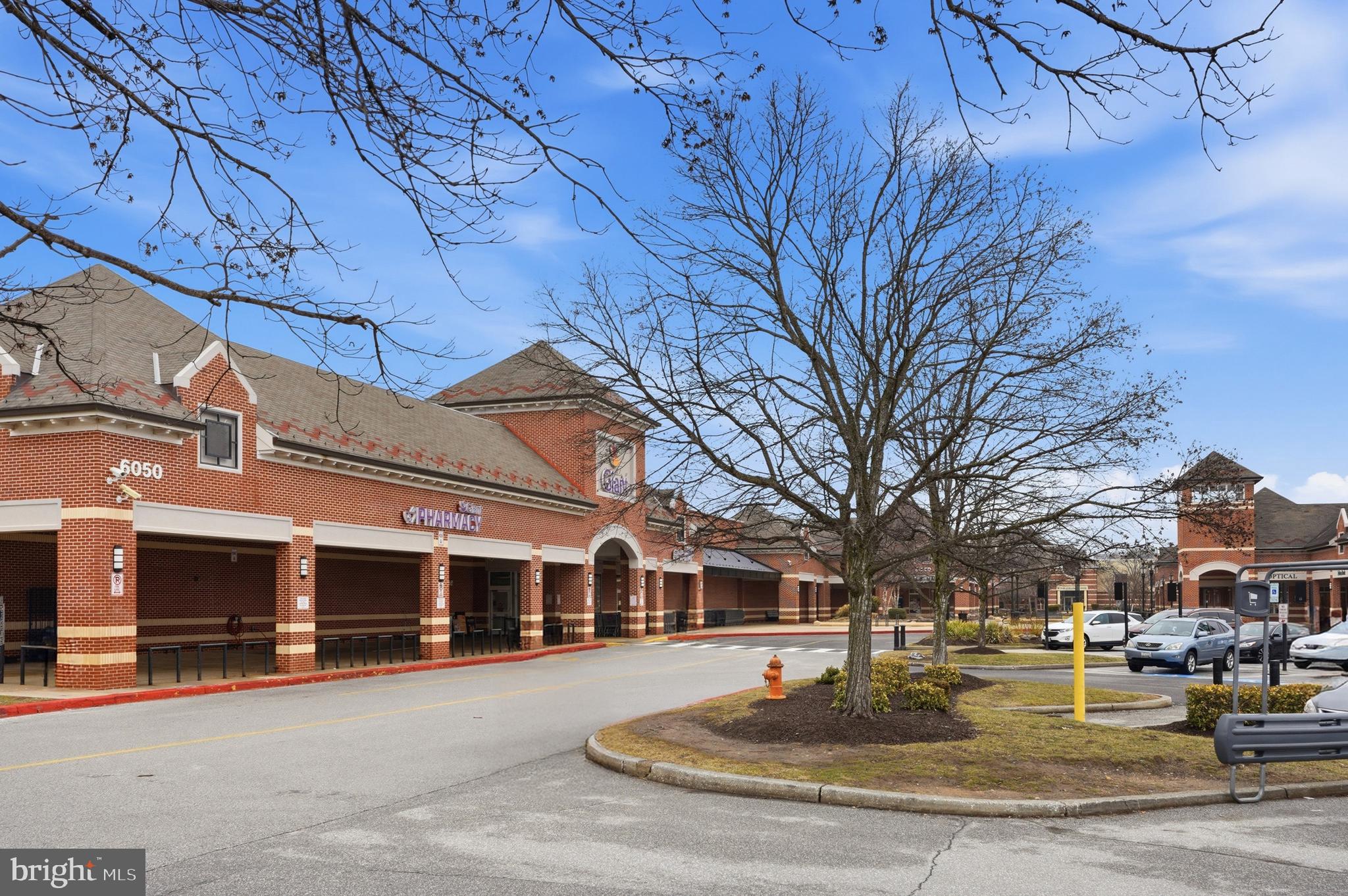 VILLAGE OF RIVER HILL - Residential