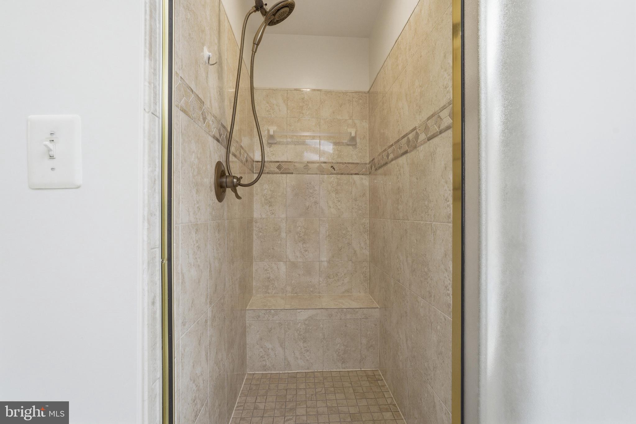 VILLAGE OF RIVER HILL - Residential