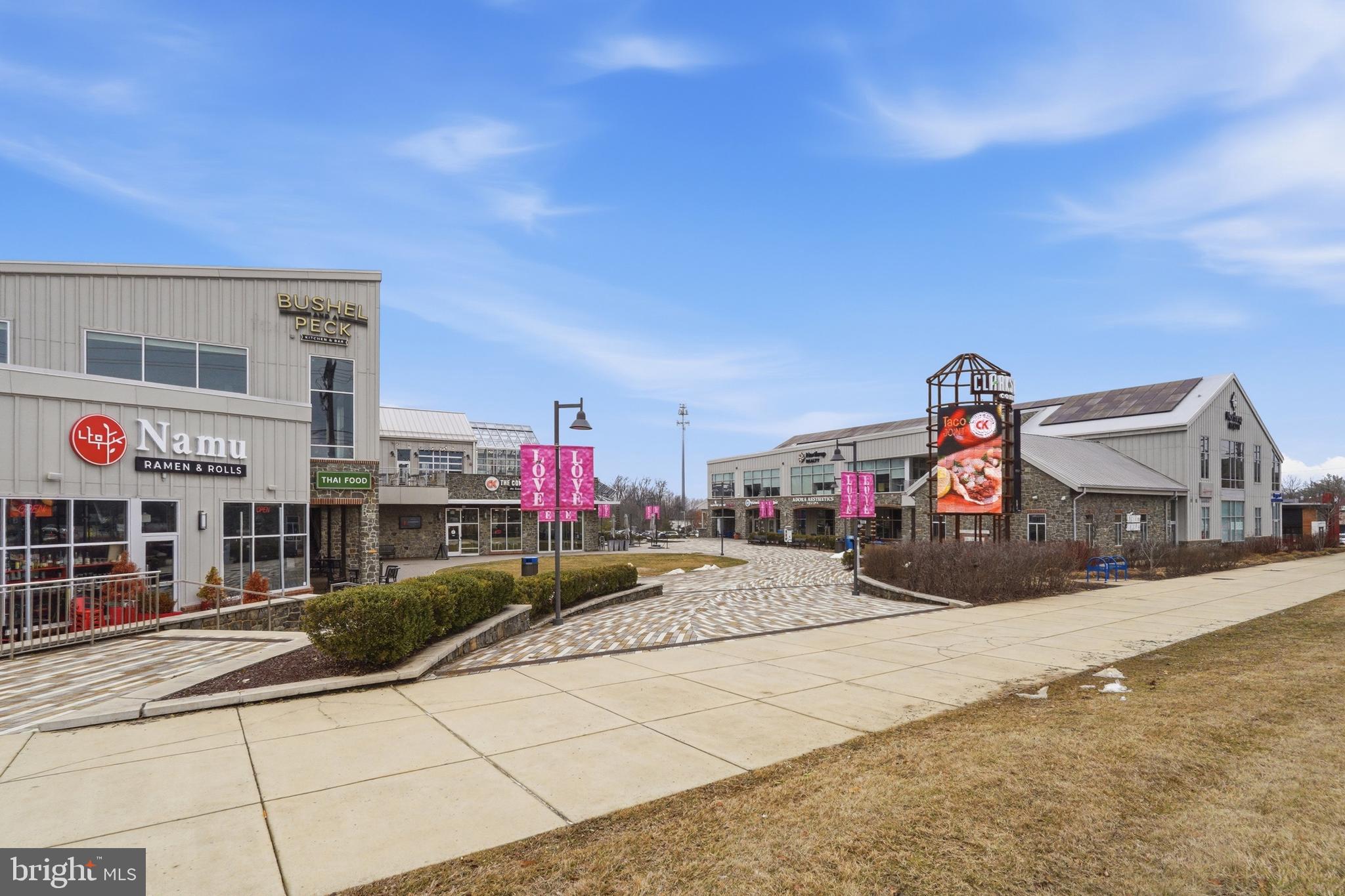 VILLAGE OF RIVER HILL - Residential