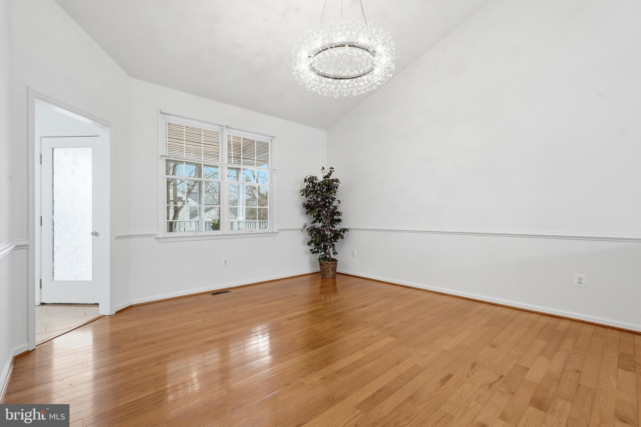 VILLAGE OF RIVER HILL - Residential