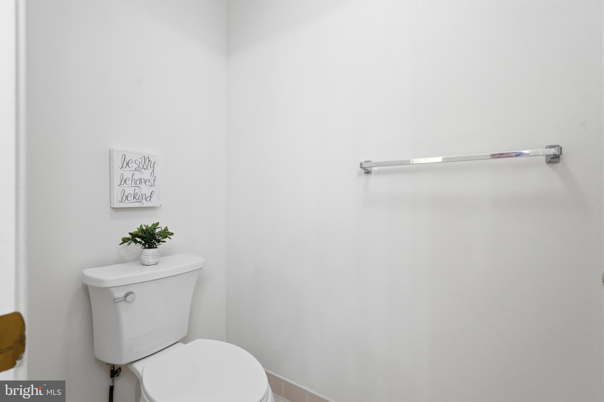 VILLAGE OF RIVER HILL - Residential