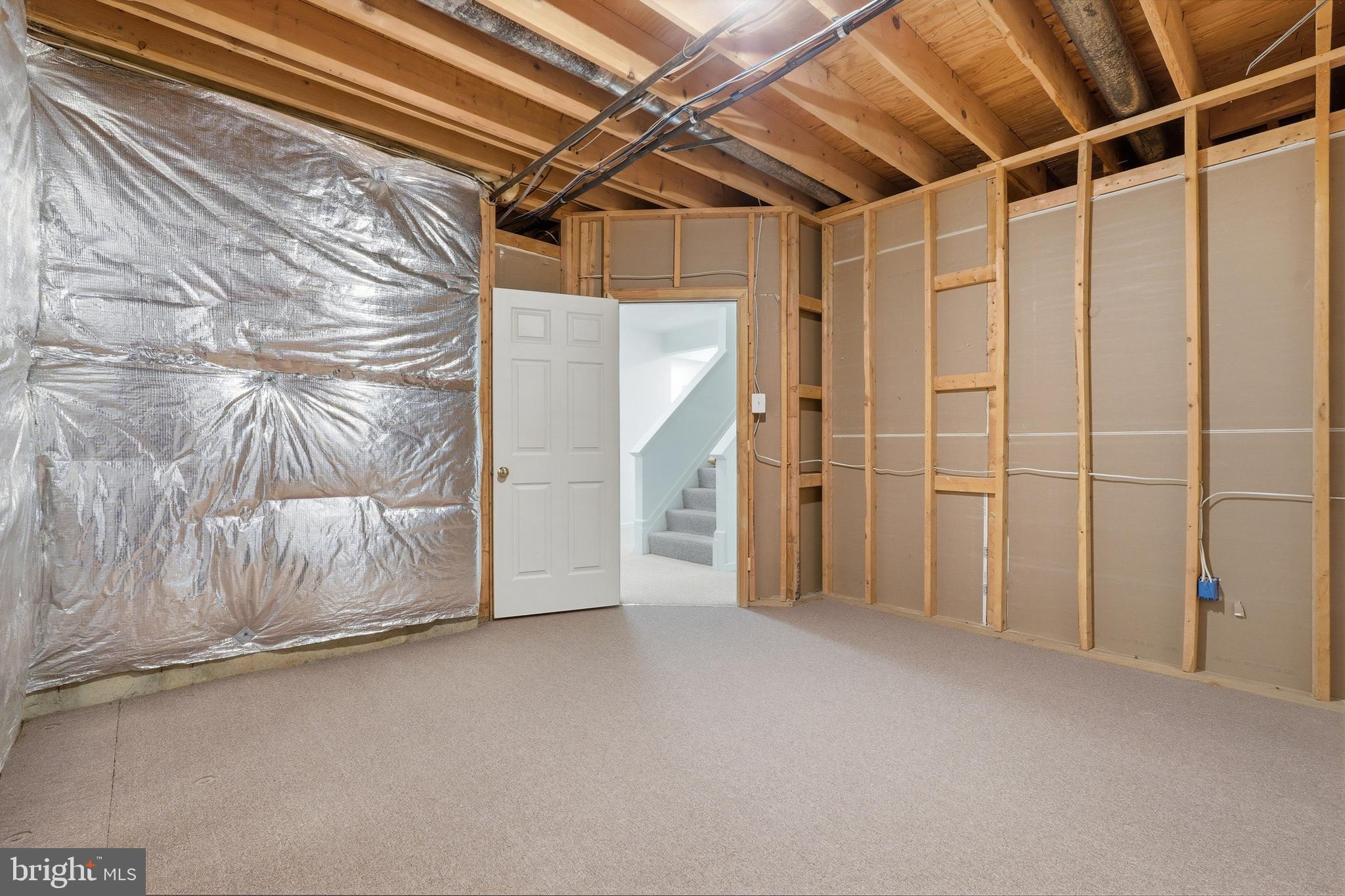 VILLAGE OF RIVER HILL - Residential