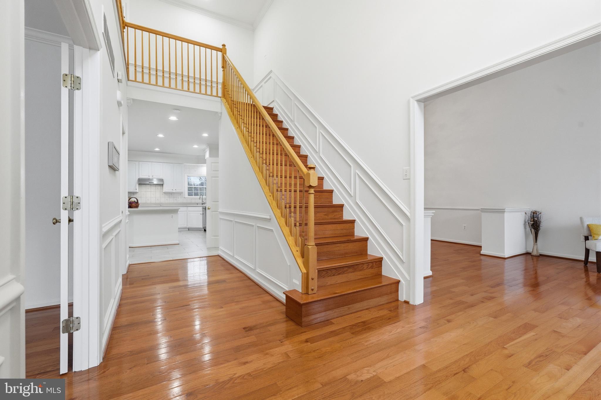 VILLAGE OF RIVER HILL - Residential