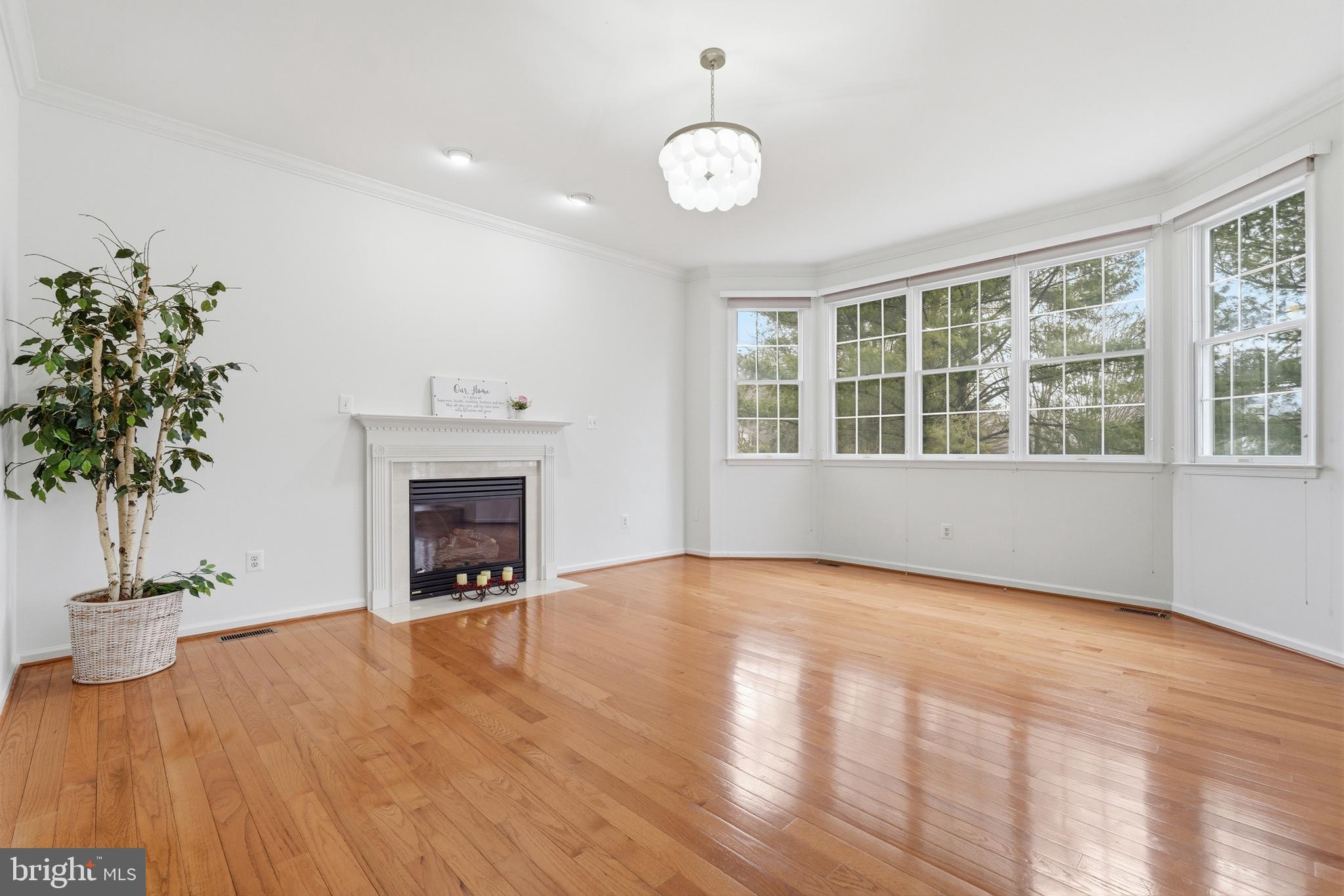 VILLAGE OF RIVER HILL - Residential