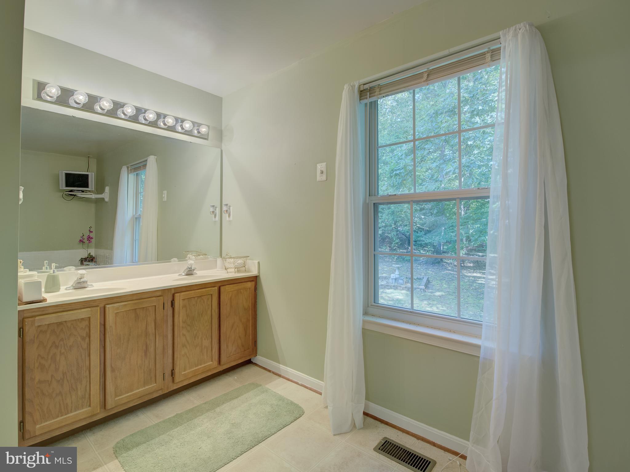 WOODHAVEN ESTATES - Residential