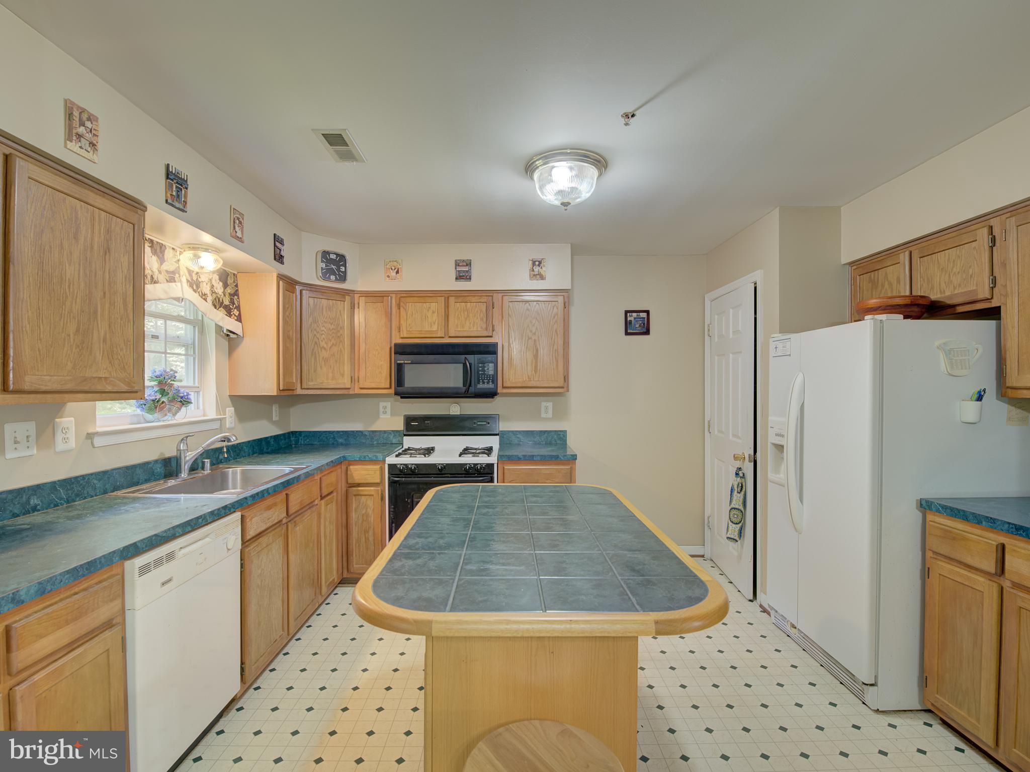 WOODHAVEN ESTATES - Residential