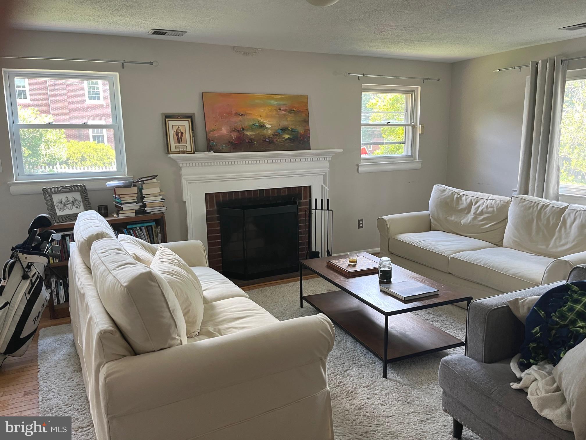 OVER LEE KNOLLS - Residential Lease