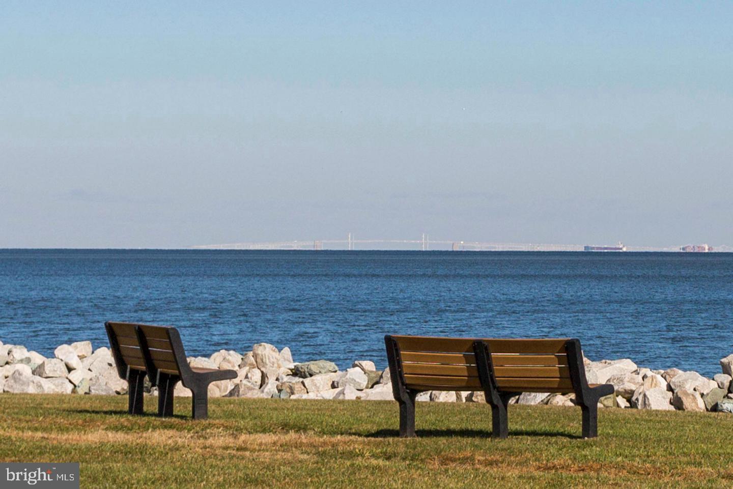 COLUMBIA BEACH - Residential