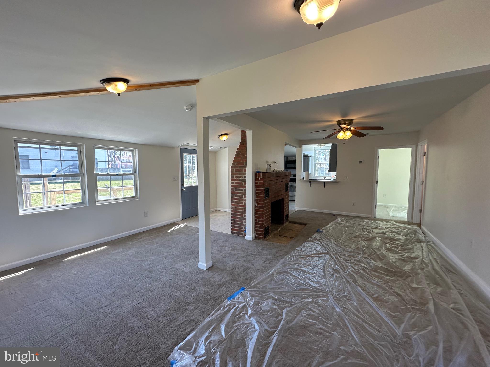 COLUMBIA BEACH - Residential