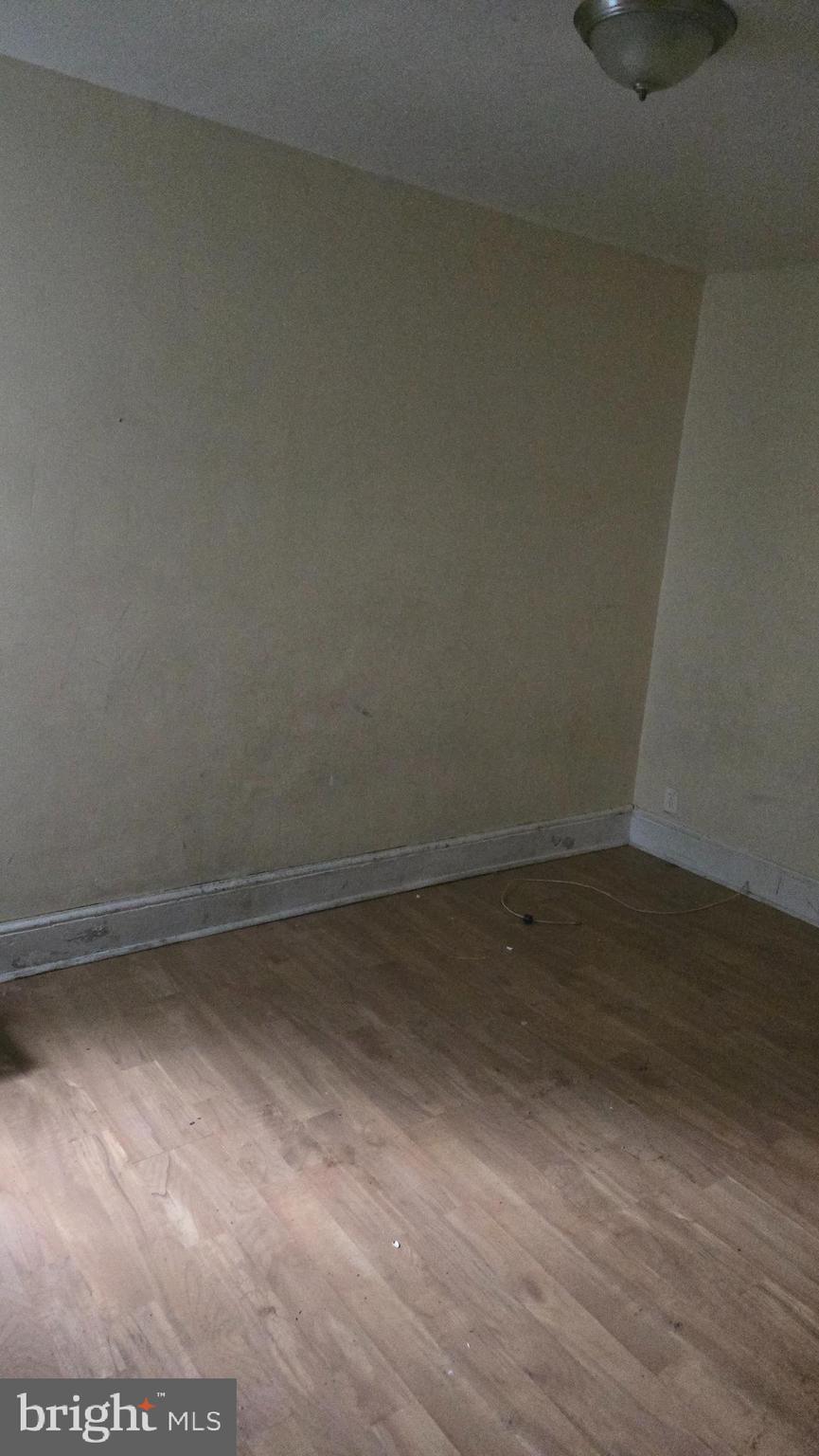 STRAWBERRY MANSION - Residential