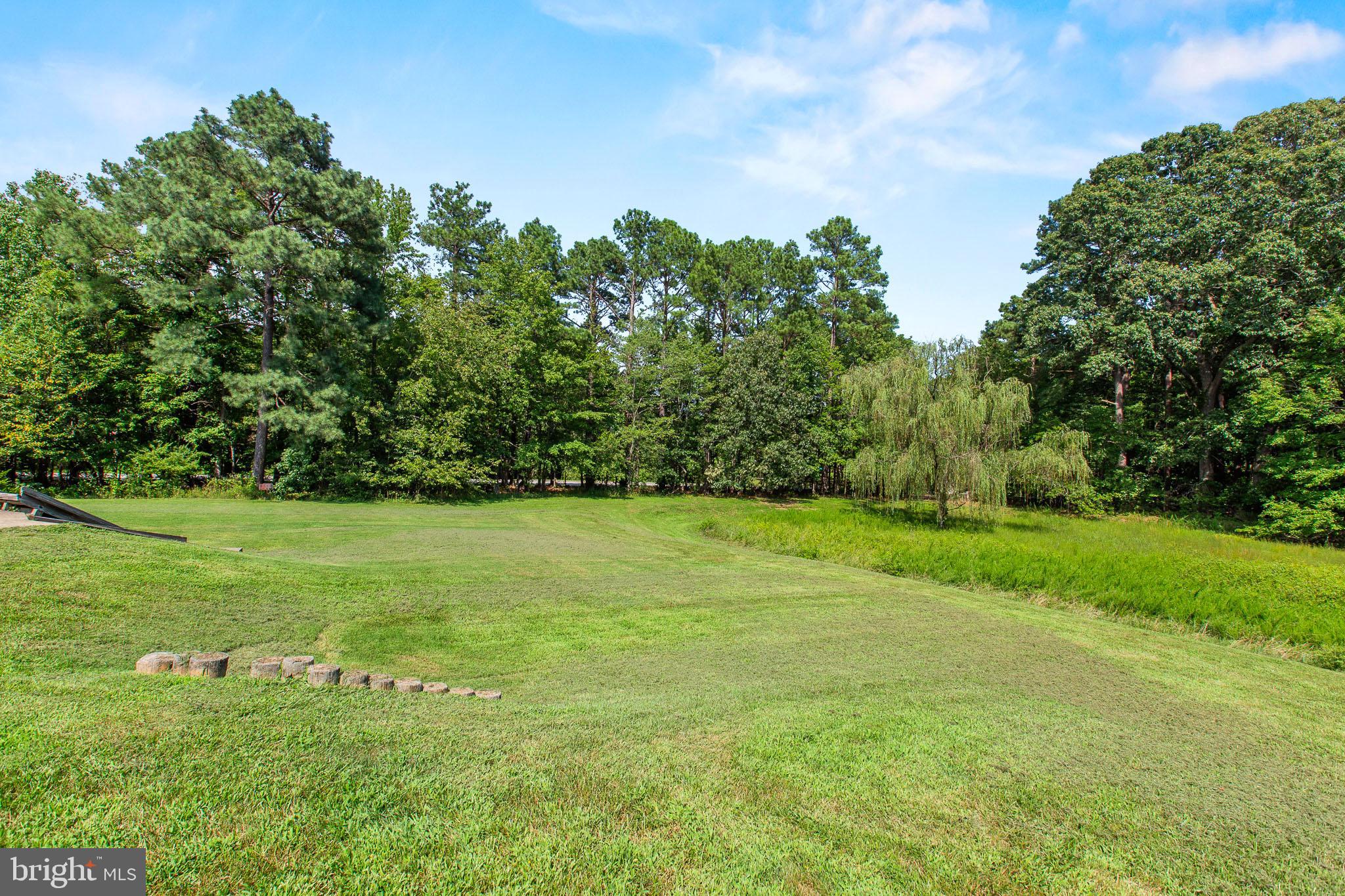 PICKETTS HARBOR - Residential