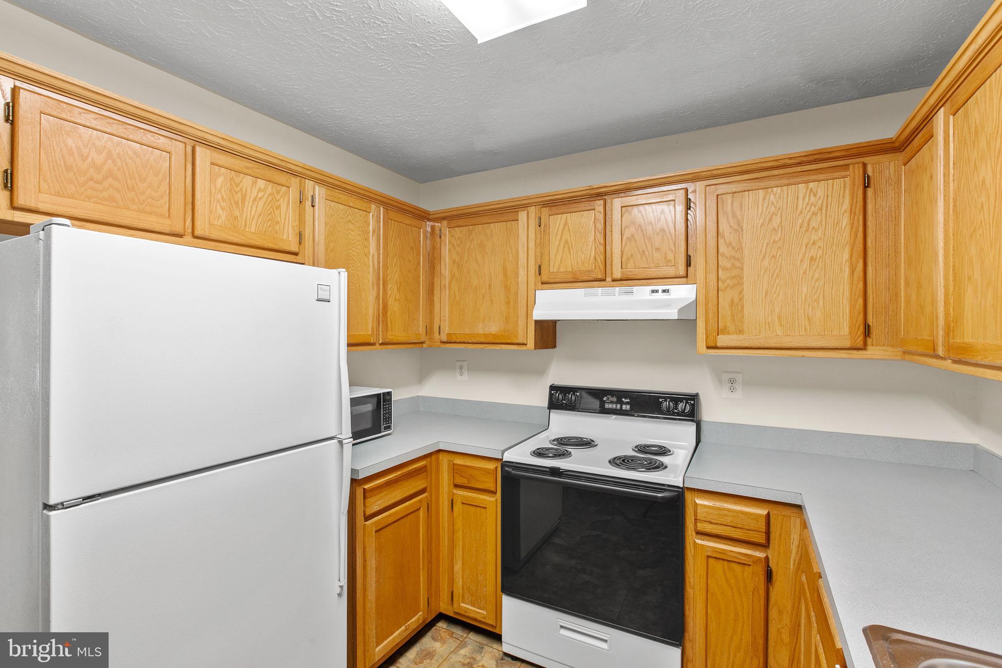 PICKETTS HARBOR - Residential