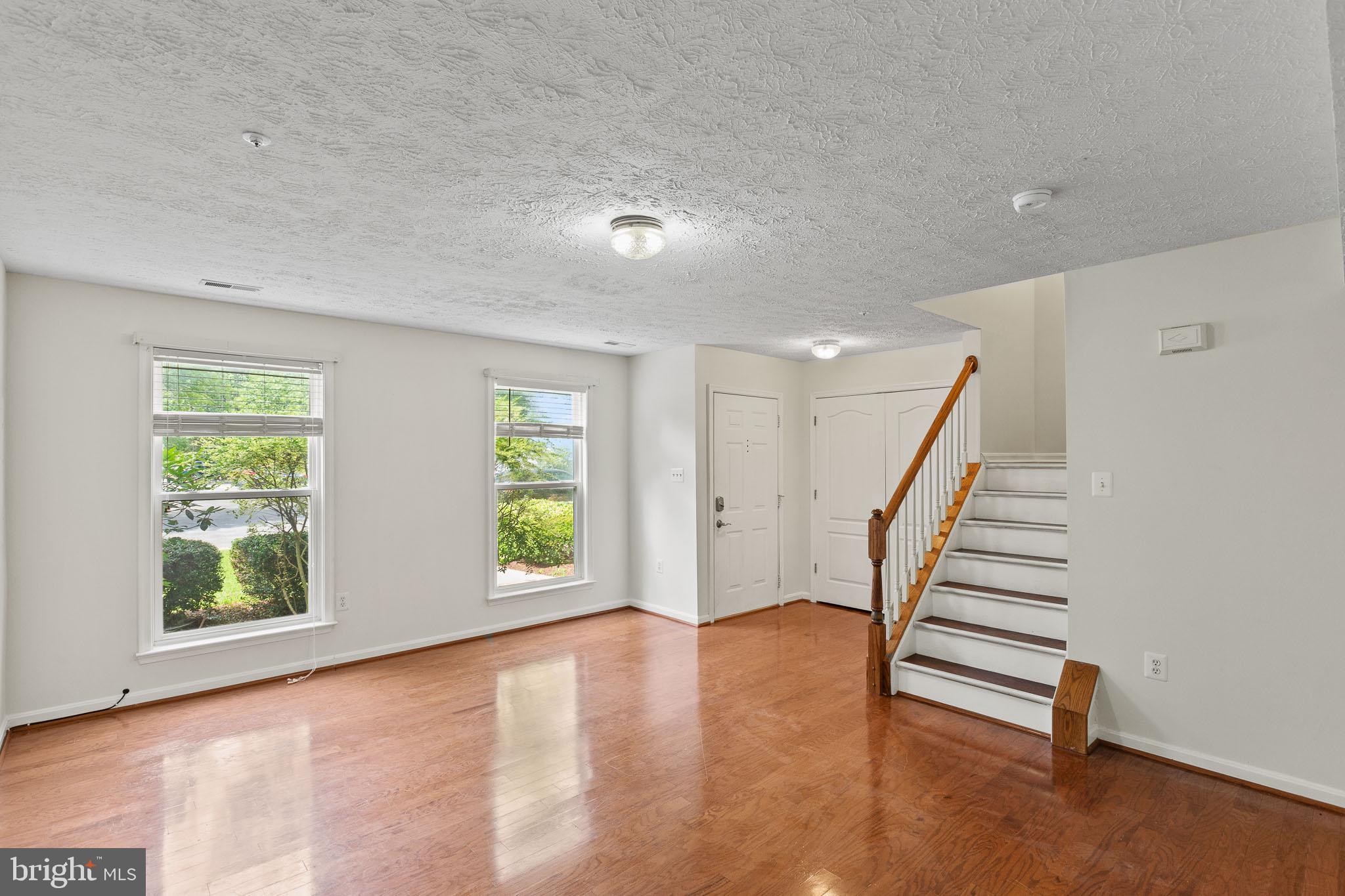 48257 PICKETTS HARBOR COURT