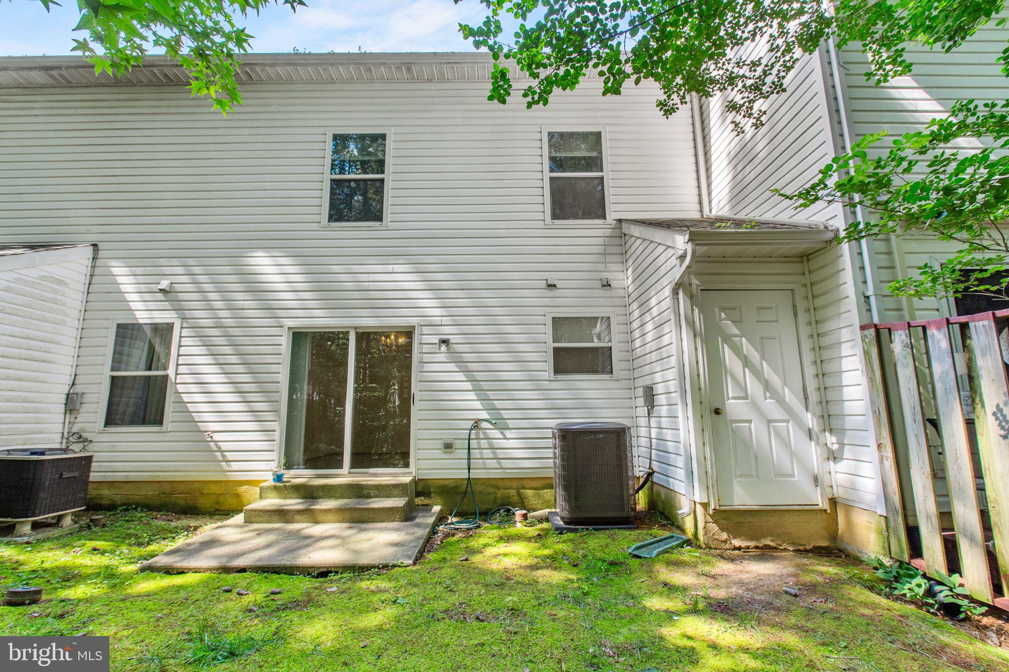 PICKETTS HARBOR - Residential