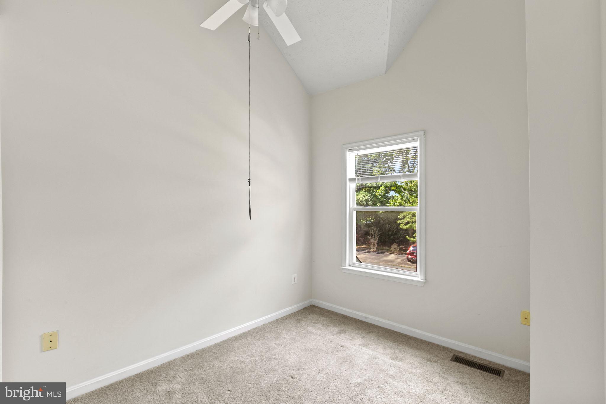 PICKETTS HARBOR - Residential