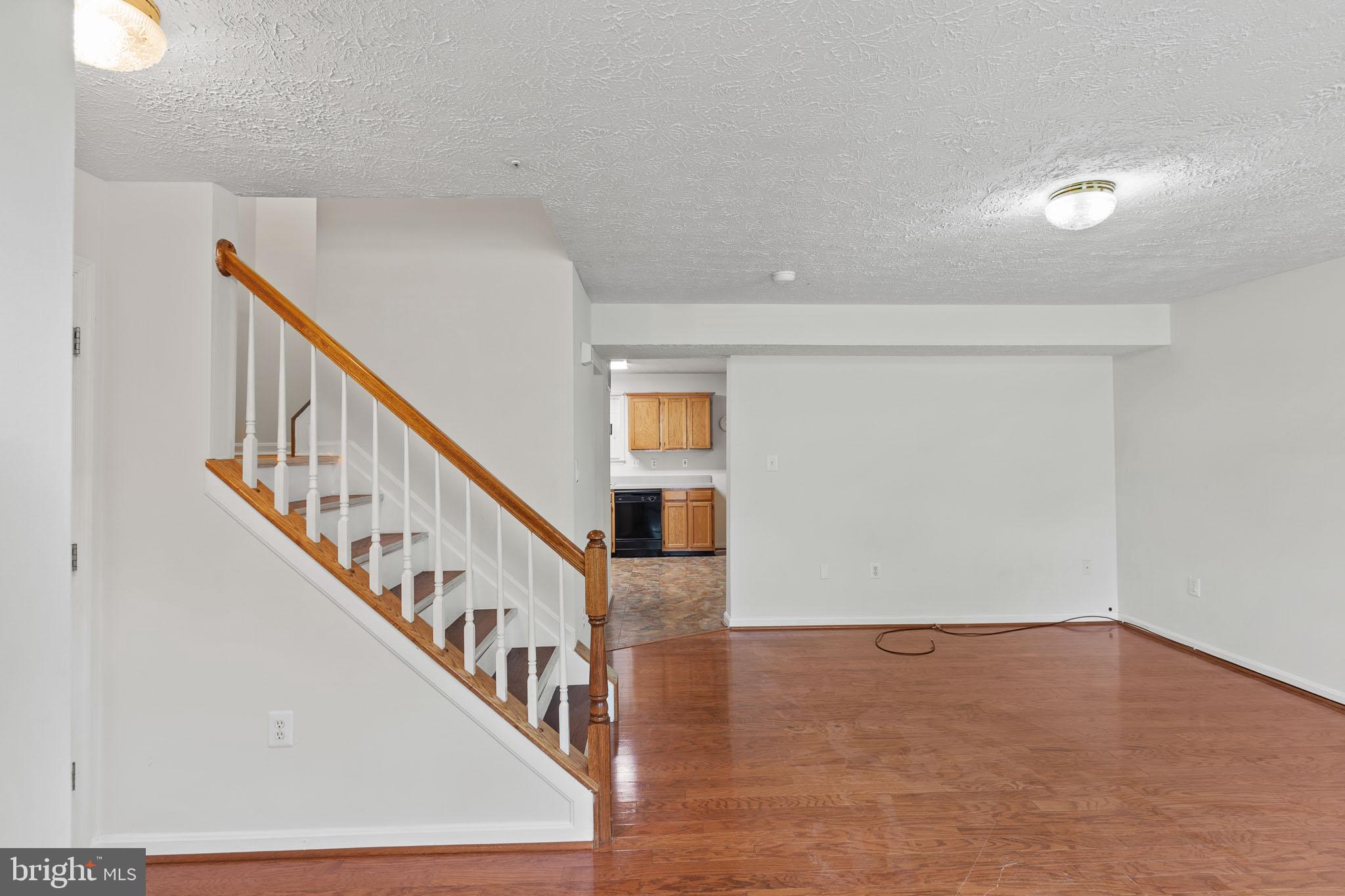 PICKETTS HARBOR - Residential