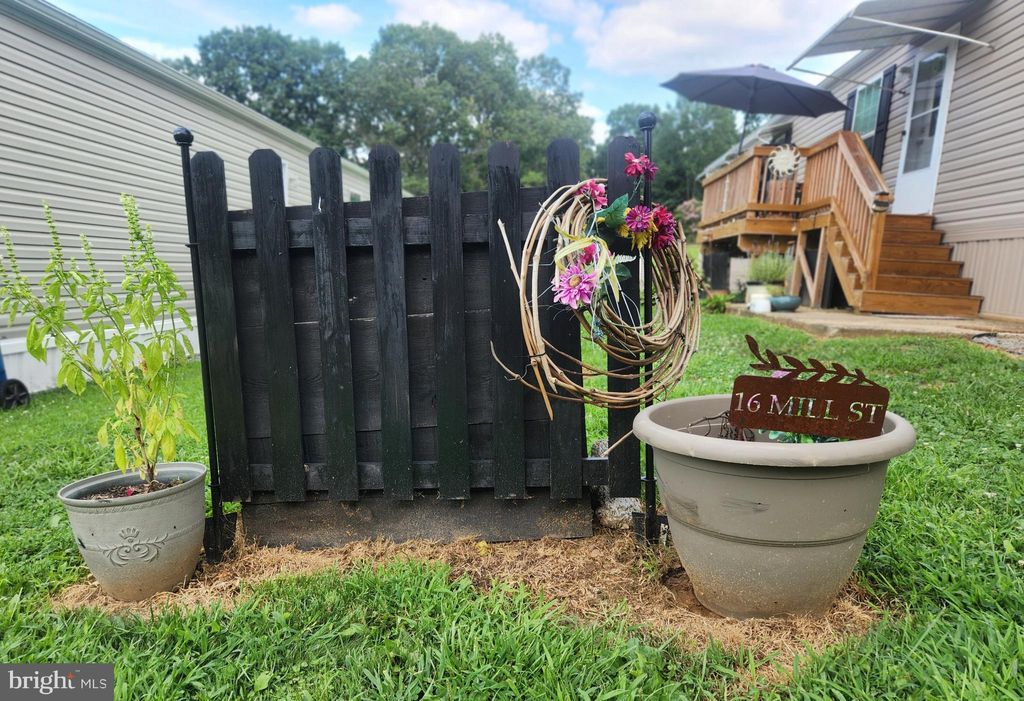 Photo of 16 Mill Street, YORK, PA 17406 (MLS # PAYK2087262)