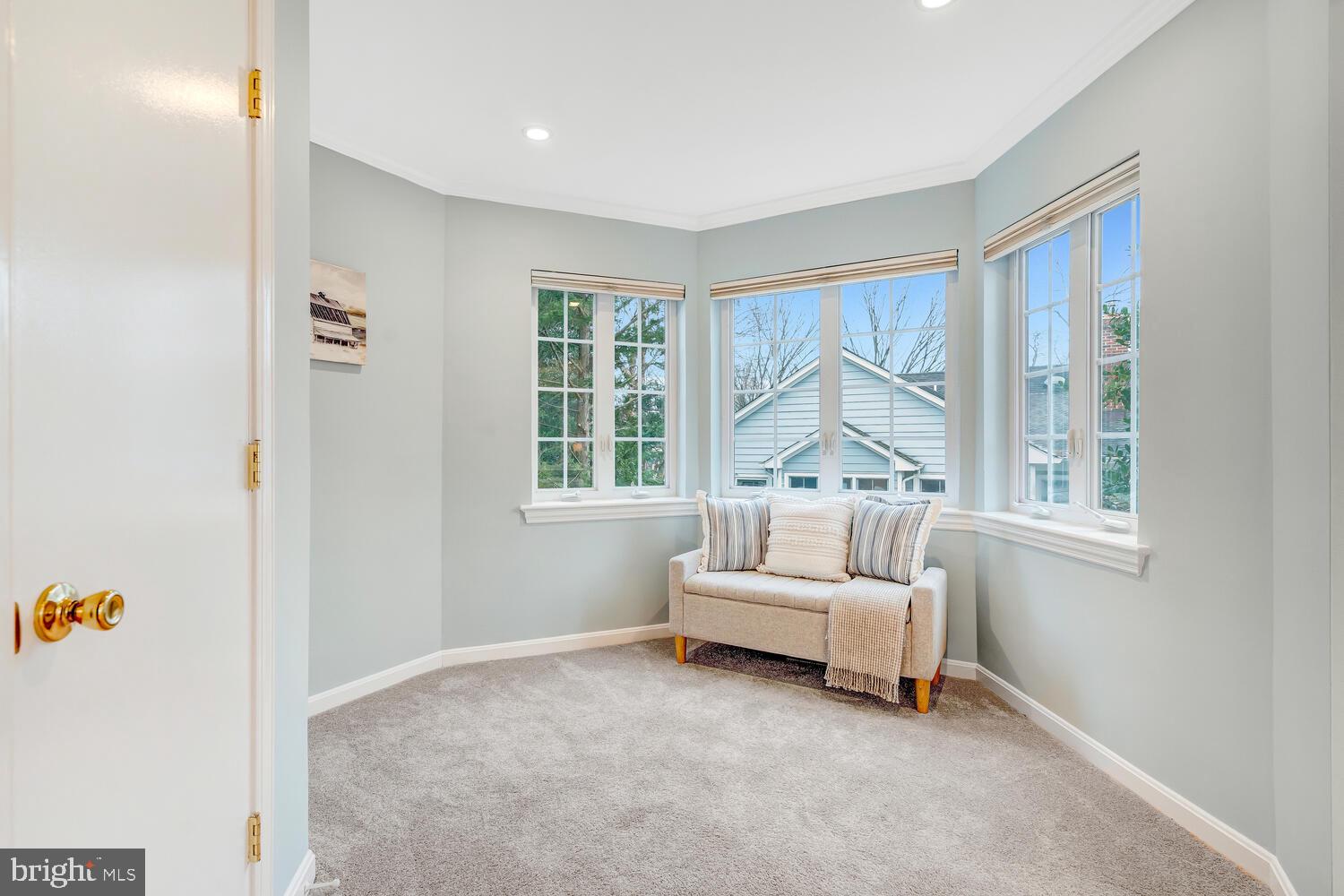 SHIRLEY WOODS - Residential