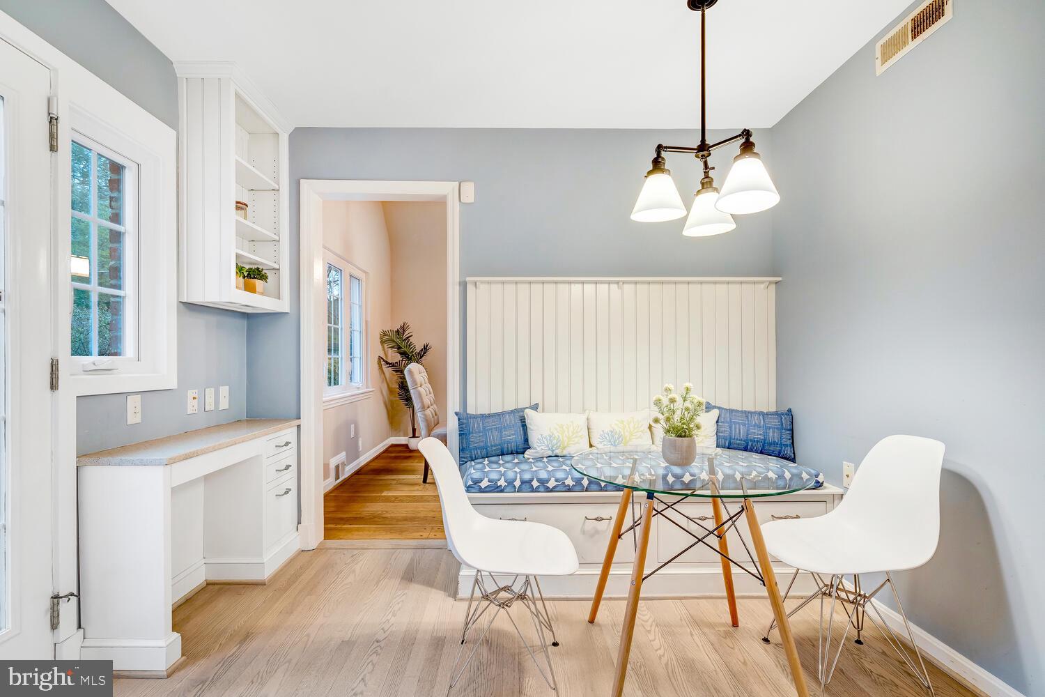 SHIRLEY WOODS - Residential