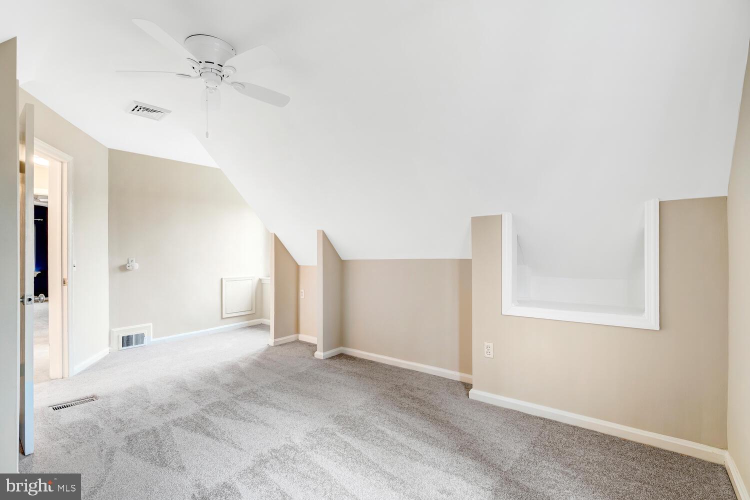 SHIRLEY WOODS - Residential