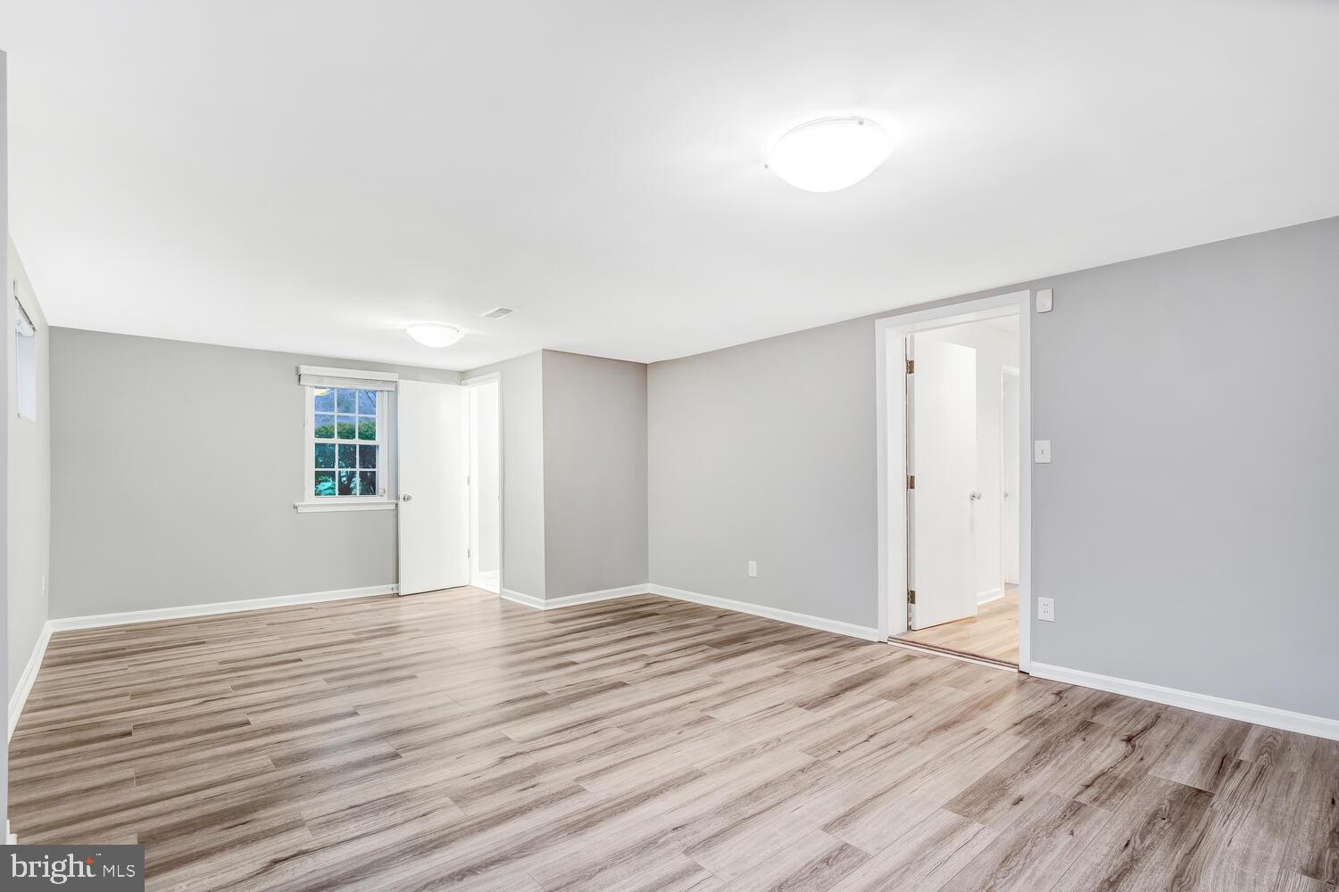 SHIRLEY WOODS - Residential