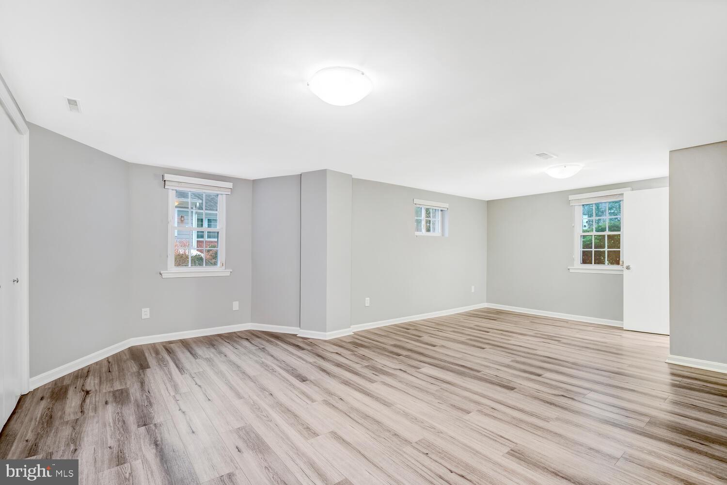 SHIRLEY WOODS - Residential