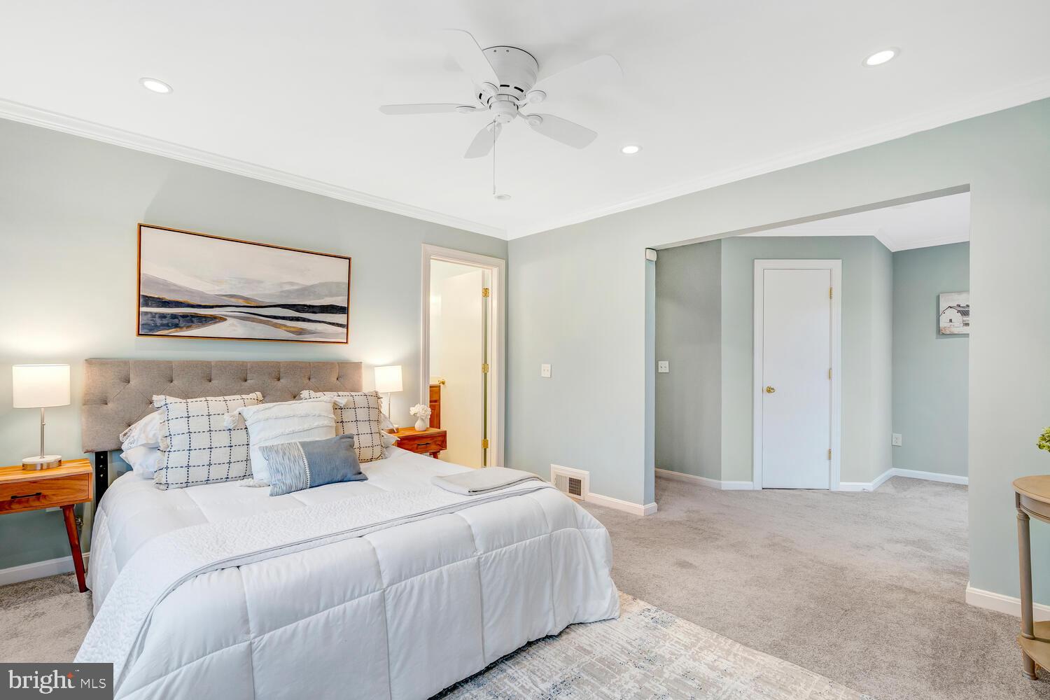 SHIRLEY WOODS - Residential