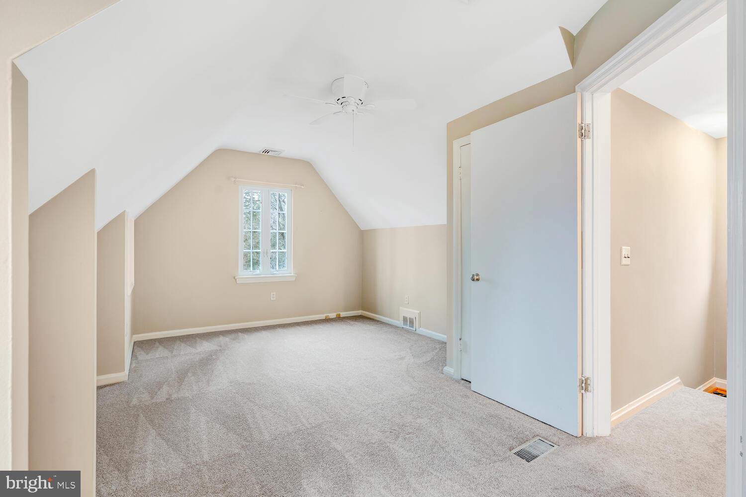 SHIRLEY WOODS - Residential