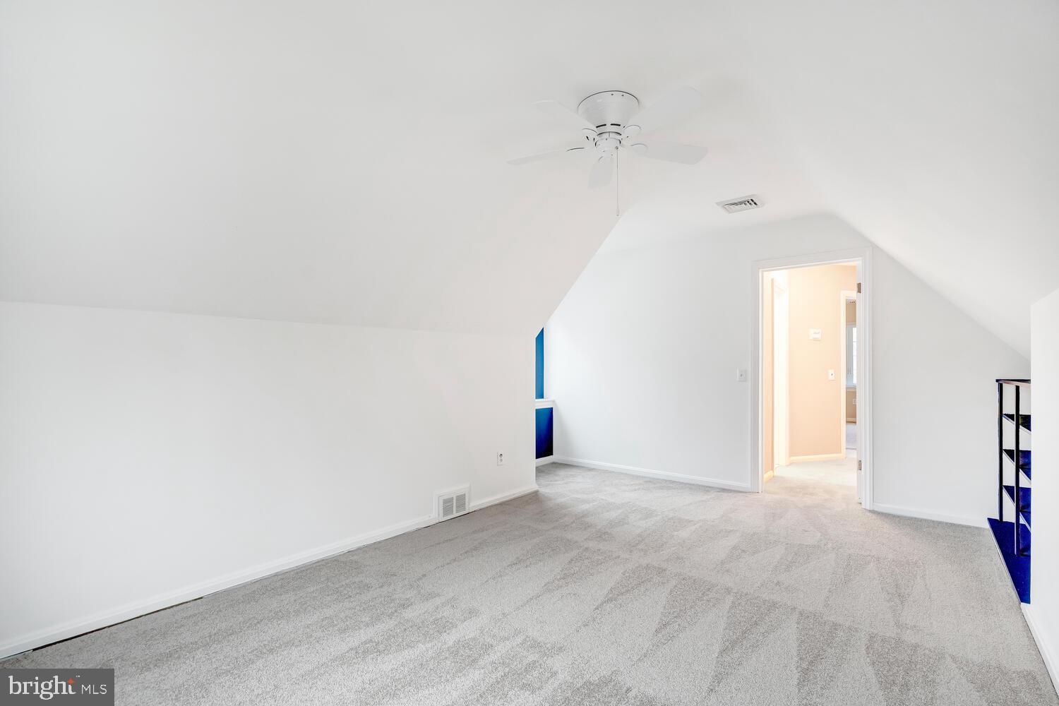 SHIRLEY WOODS - Residential