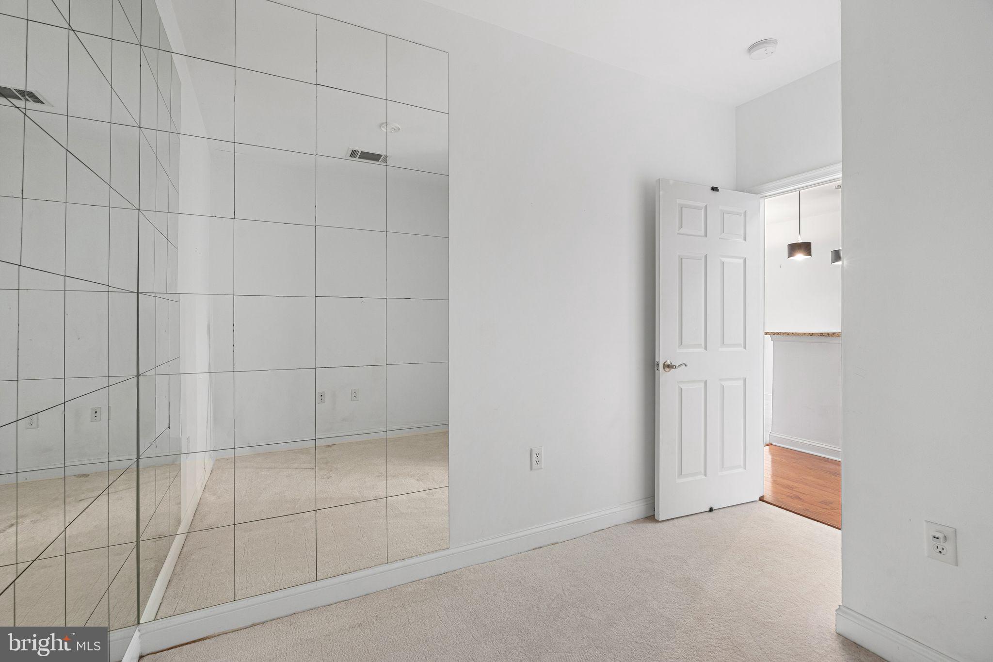 THE GRANDE AT RIVERVIEW - Residential