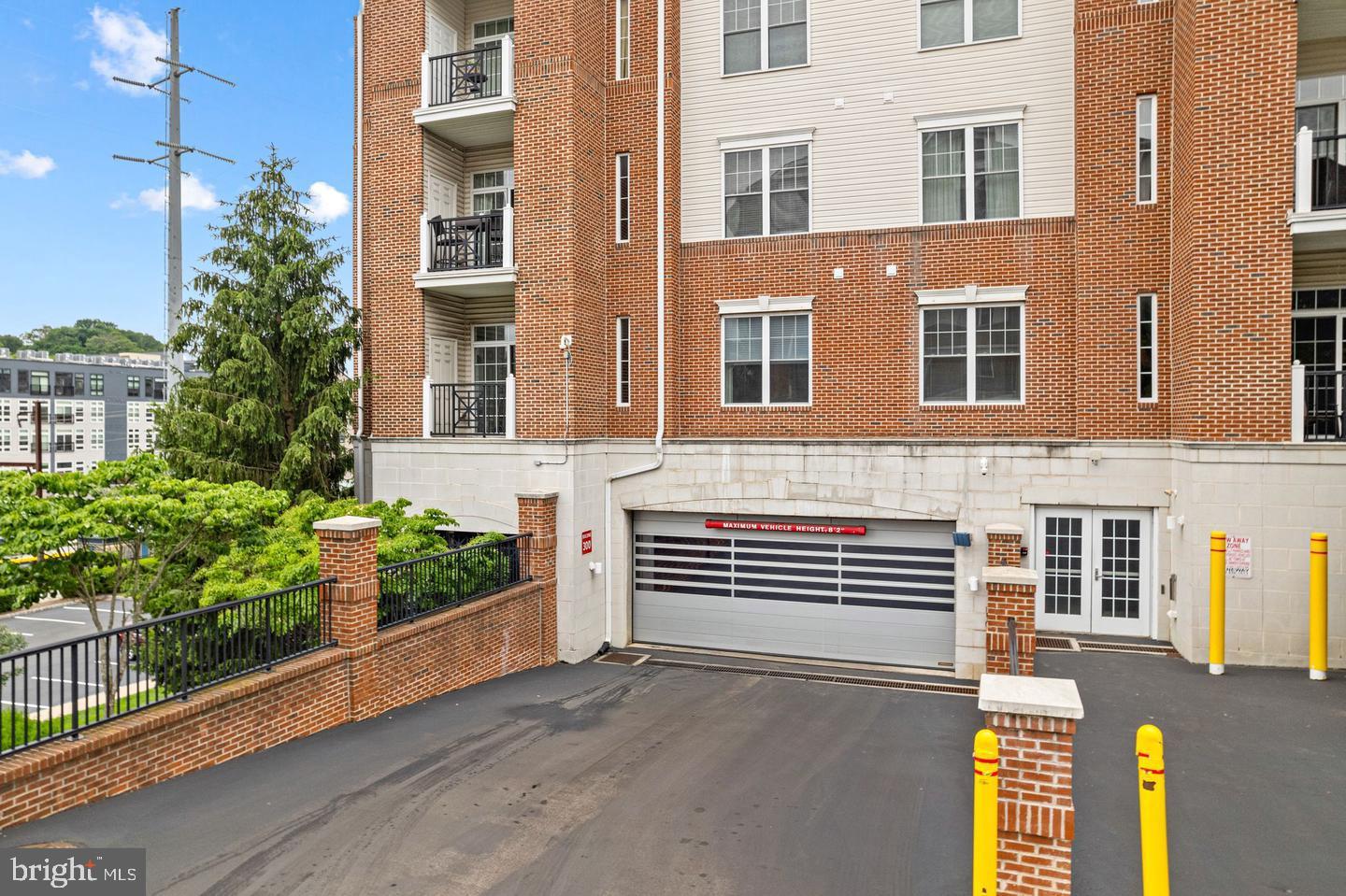 THE GRANDE AT RIVERVIEW - Residential